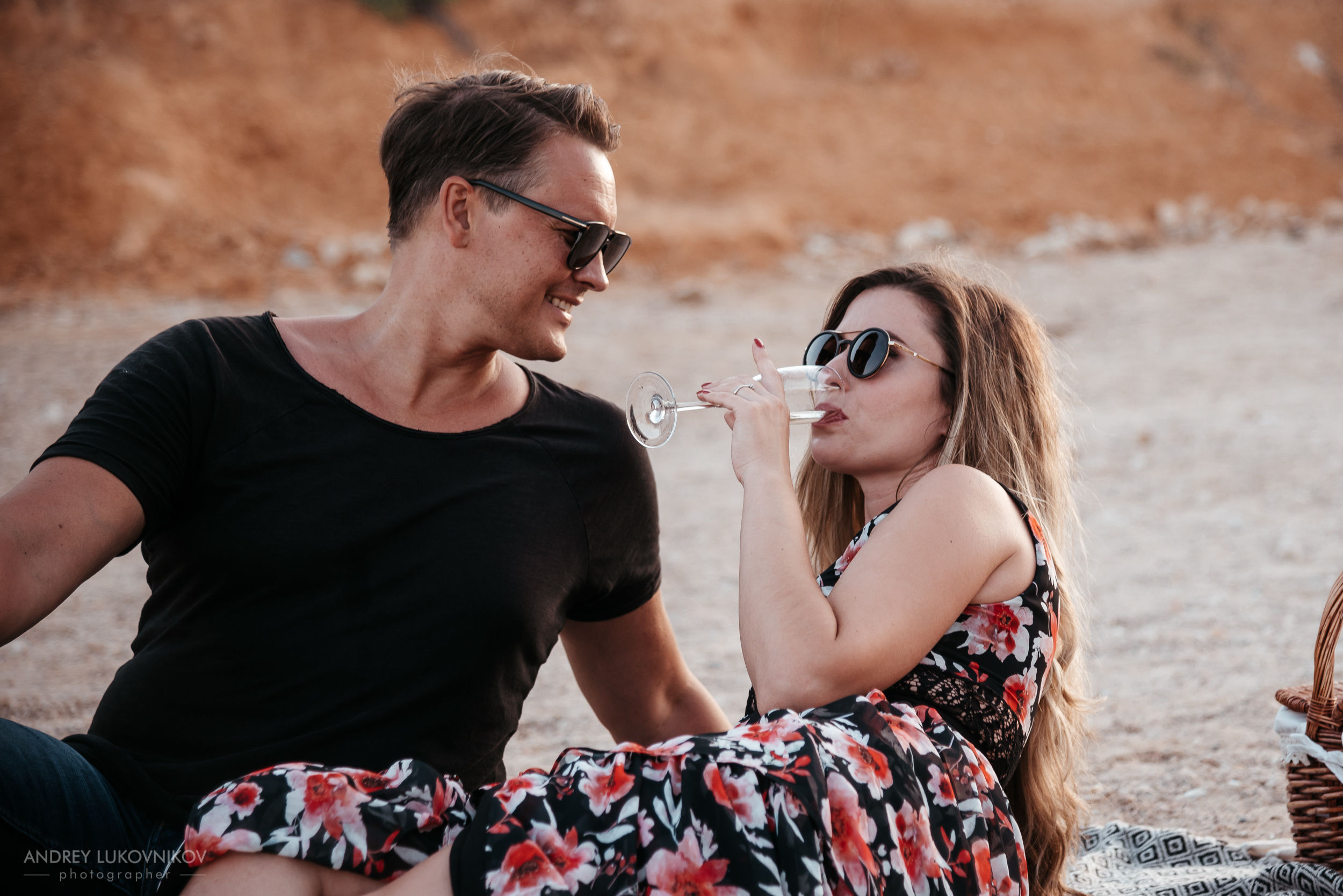 Фотосессия в стиле «пикник на пляже» в Испании