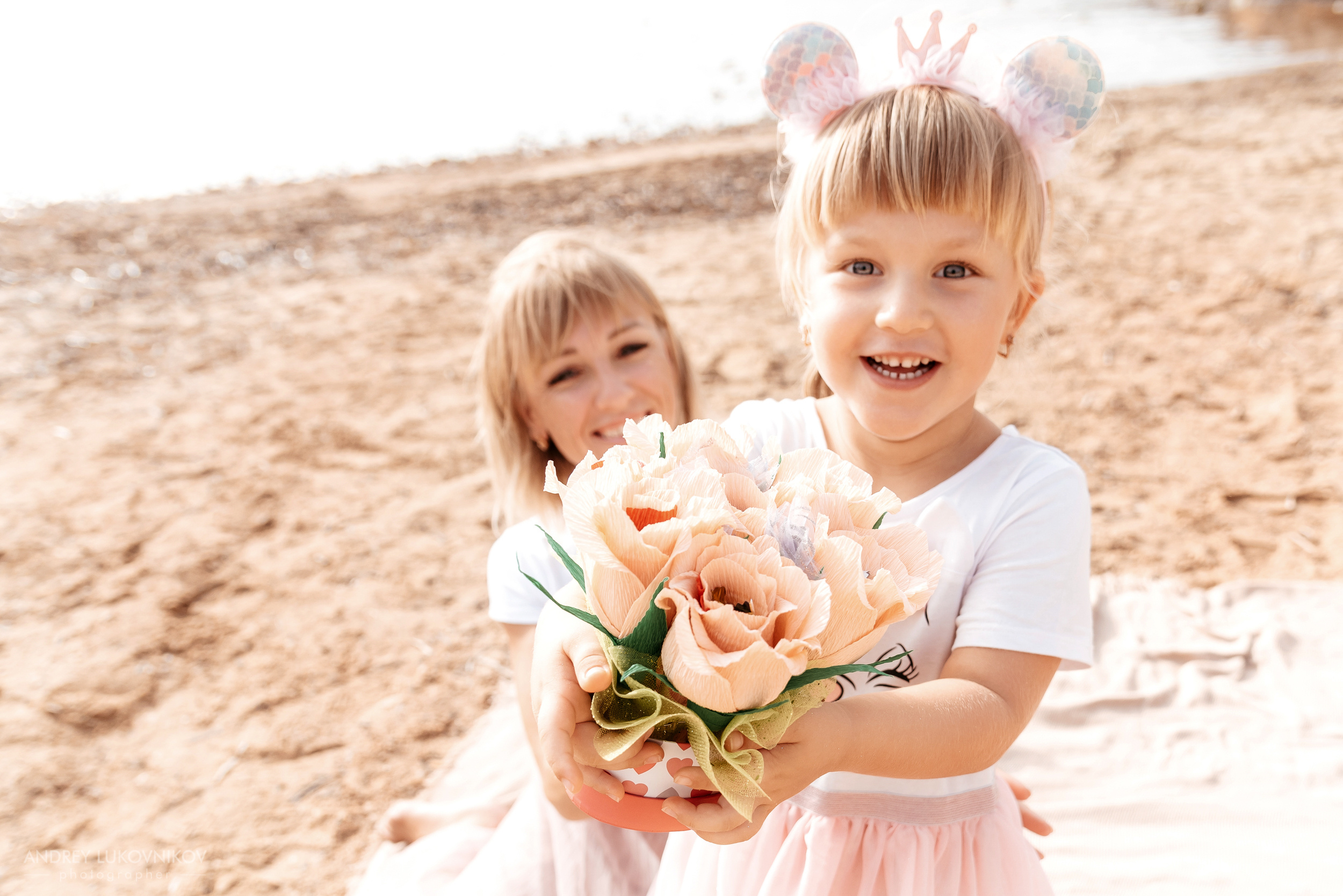 Семейная фотосессия на пляже