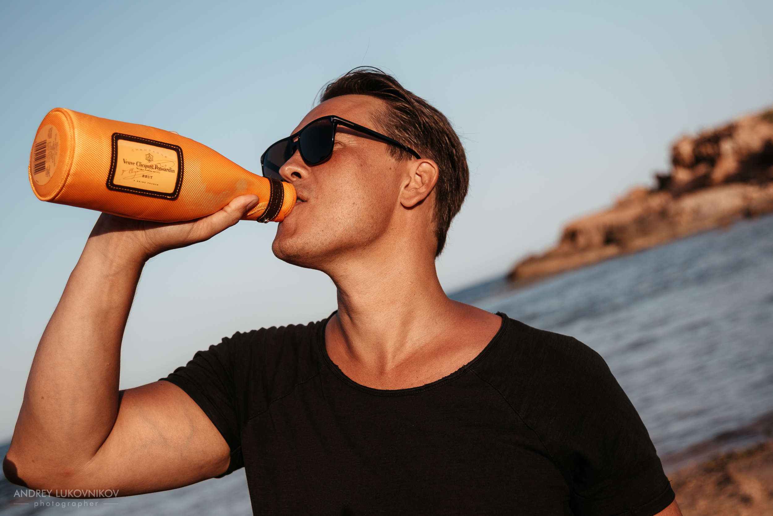 Фотосессия в стиле «пикник на пляже» в Испании