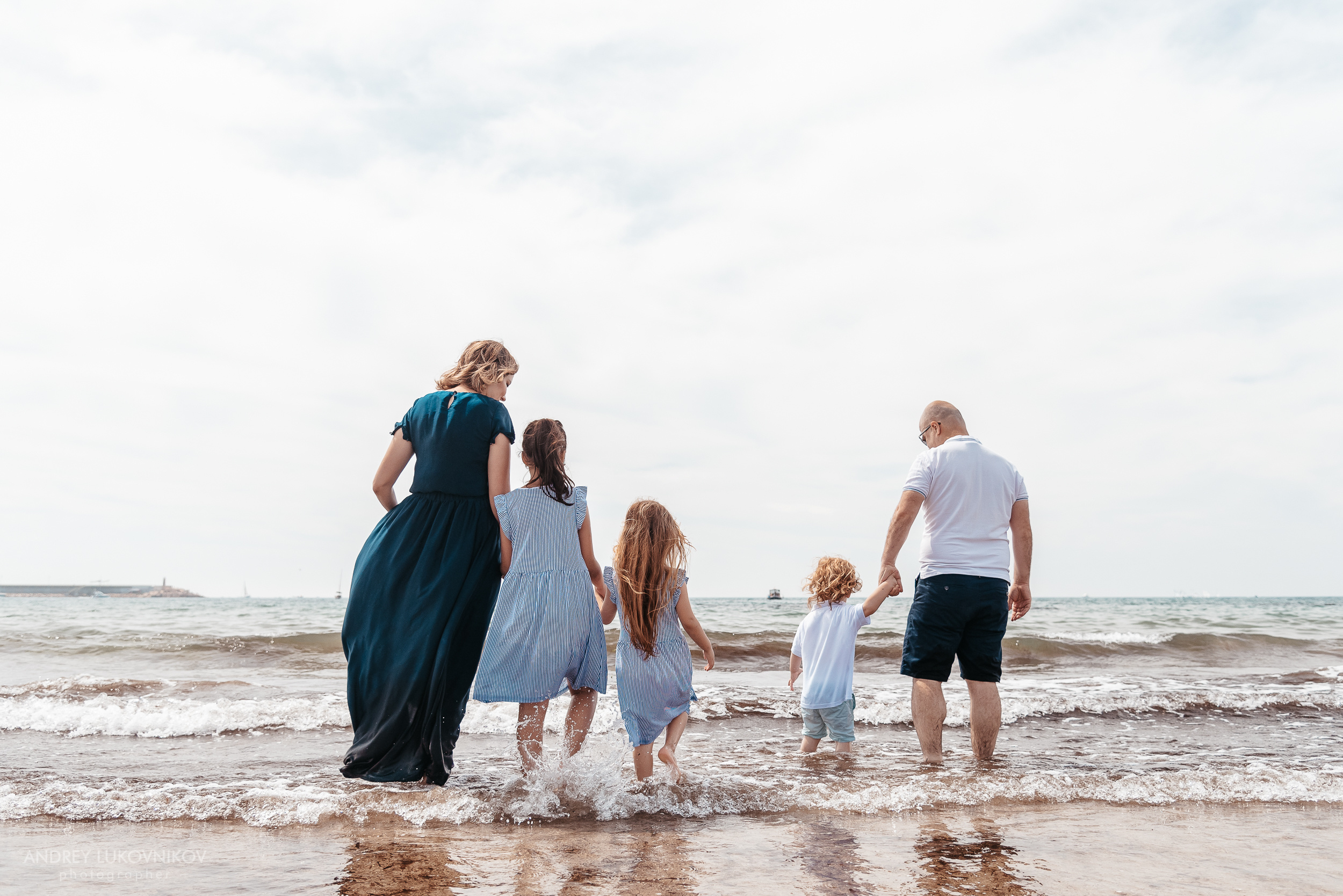 Семейная фотопрогулка на пляже