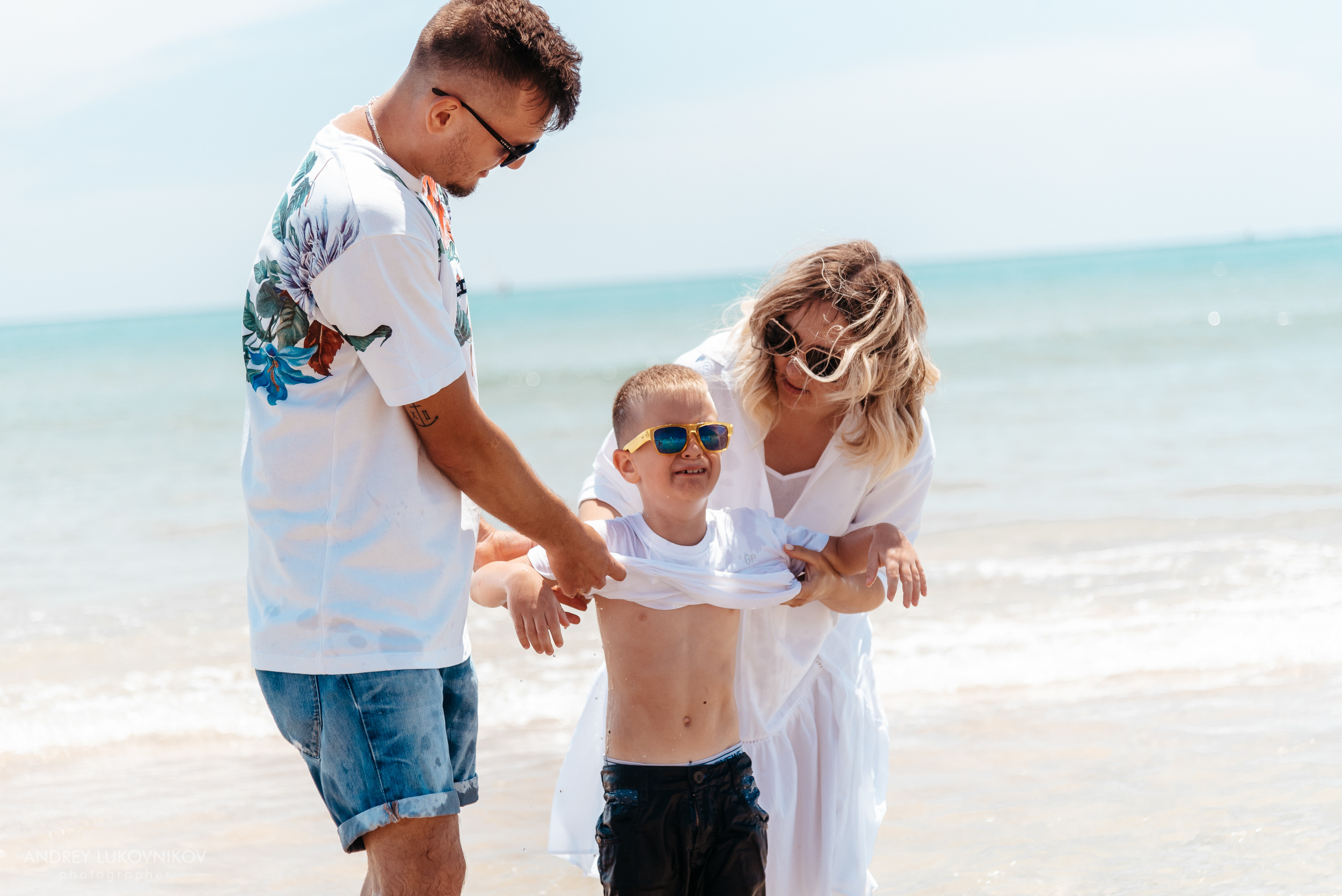 Семейная фотосессия на море