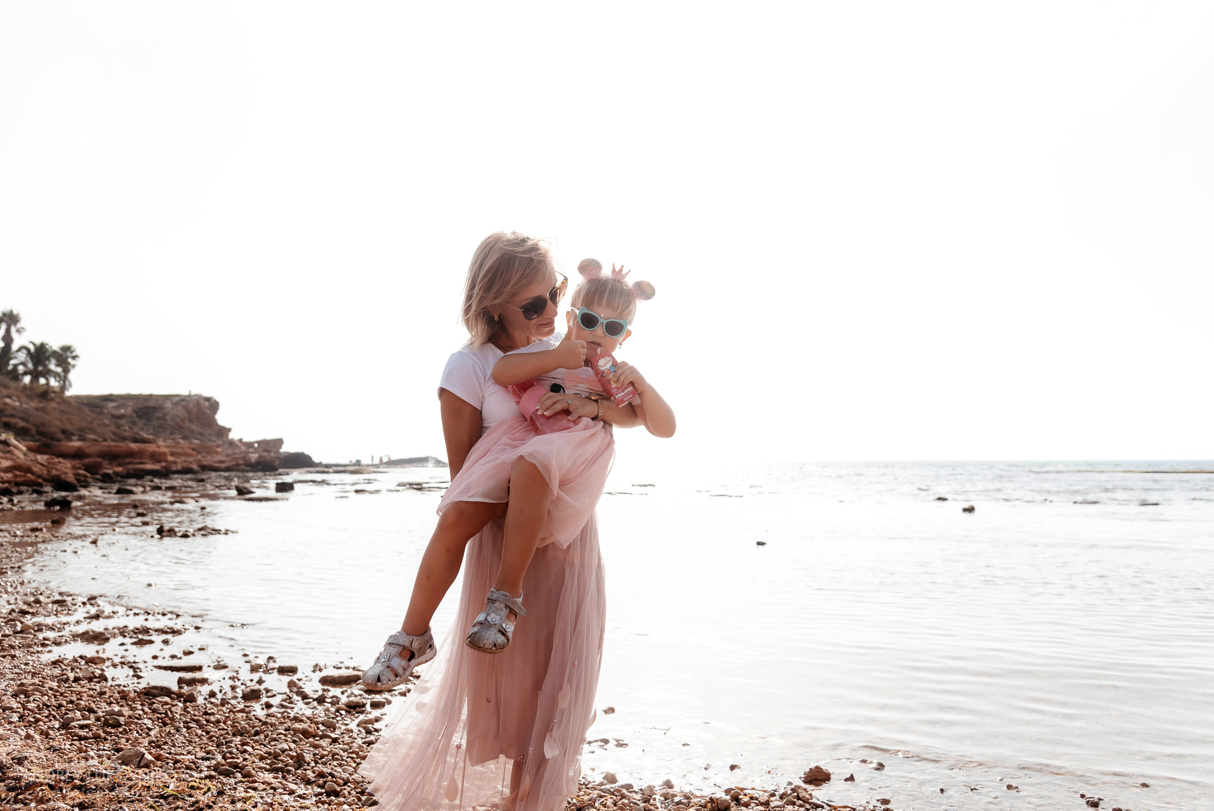 Семейная фотосессия на пляже