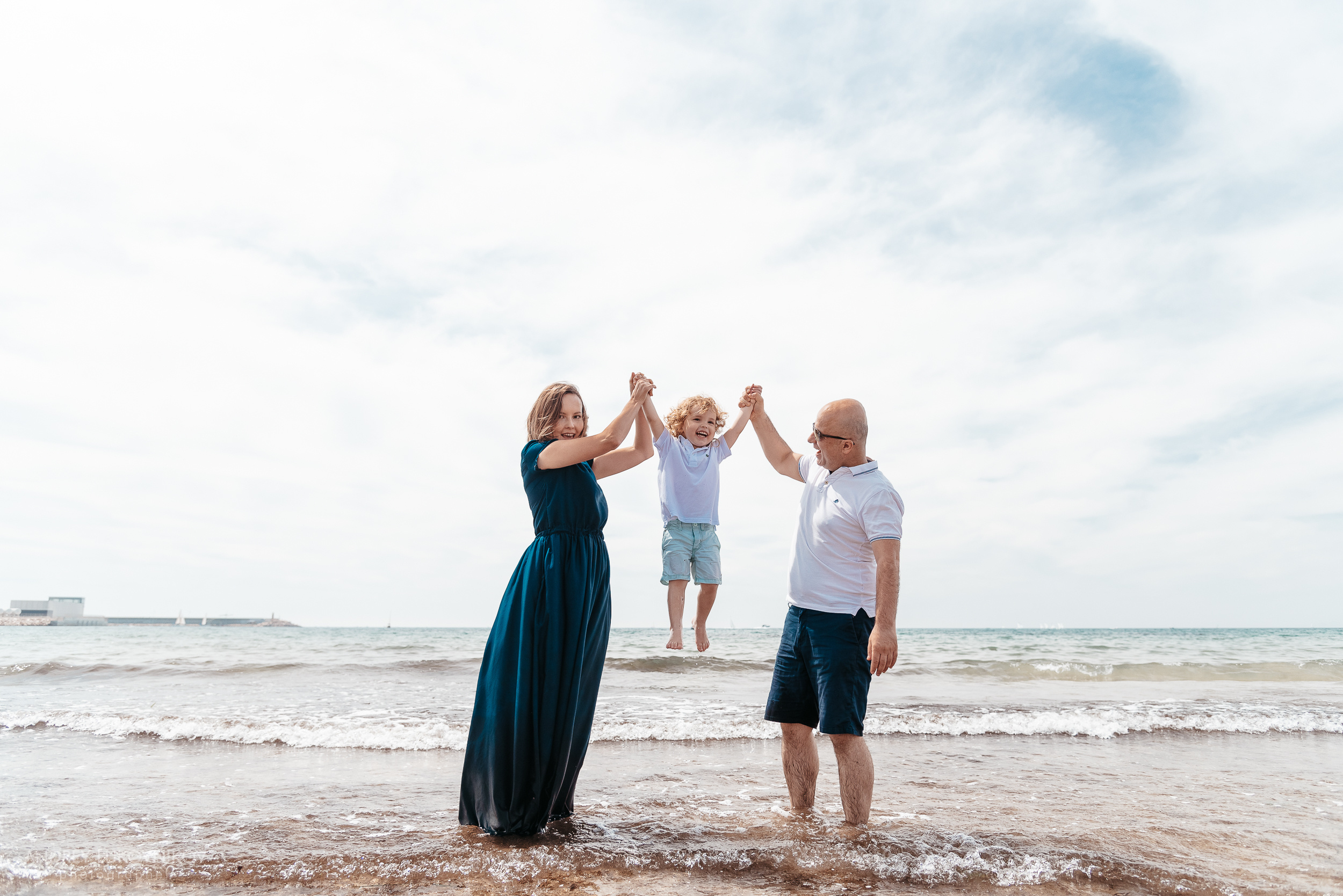 Семейная фотопрогулка на пляже