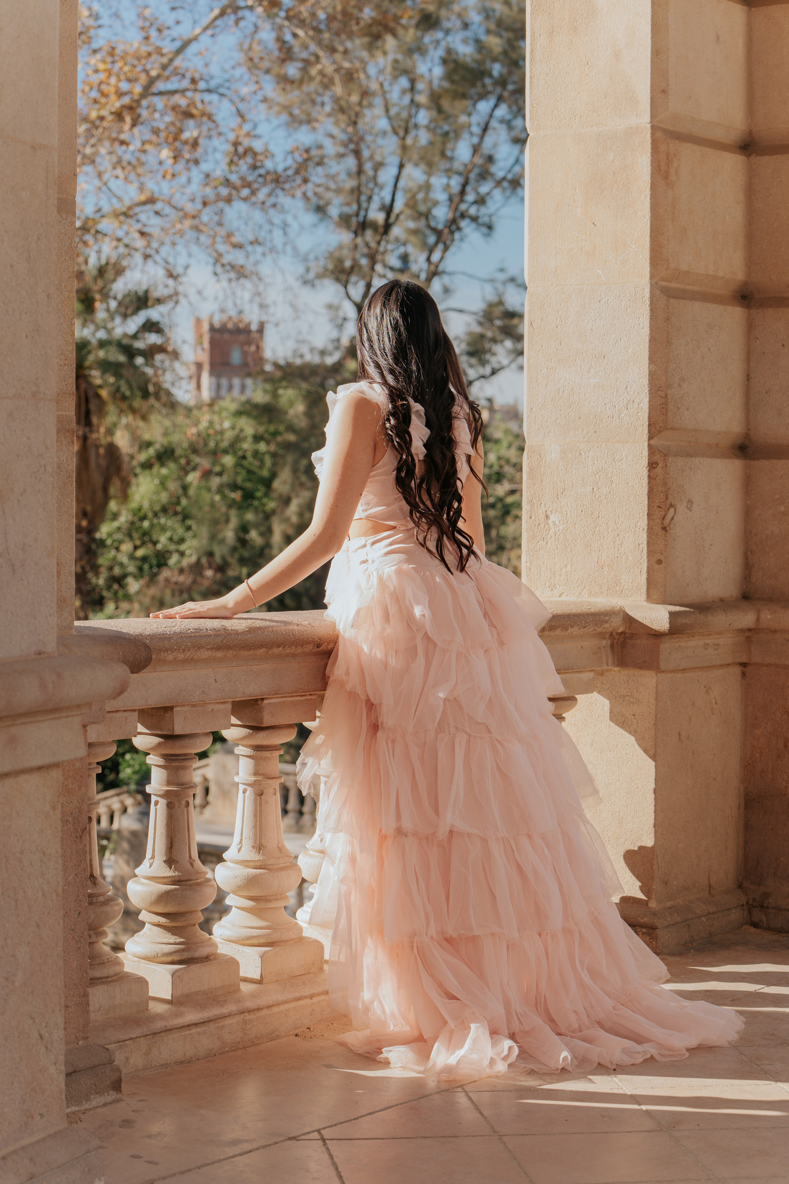 A Quinceañera (15th birthday) photoshoot in Barcelona. DiaFoto — Wow Photographer in Barcelona | Premium Barcelona Photoshoot Experience