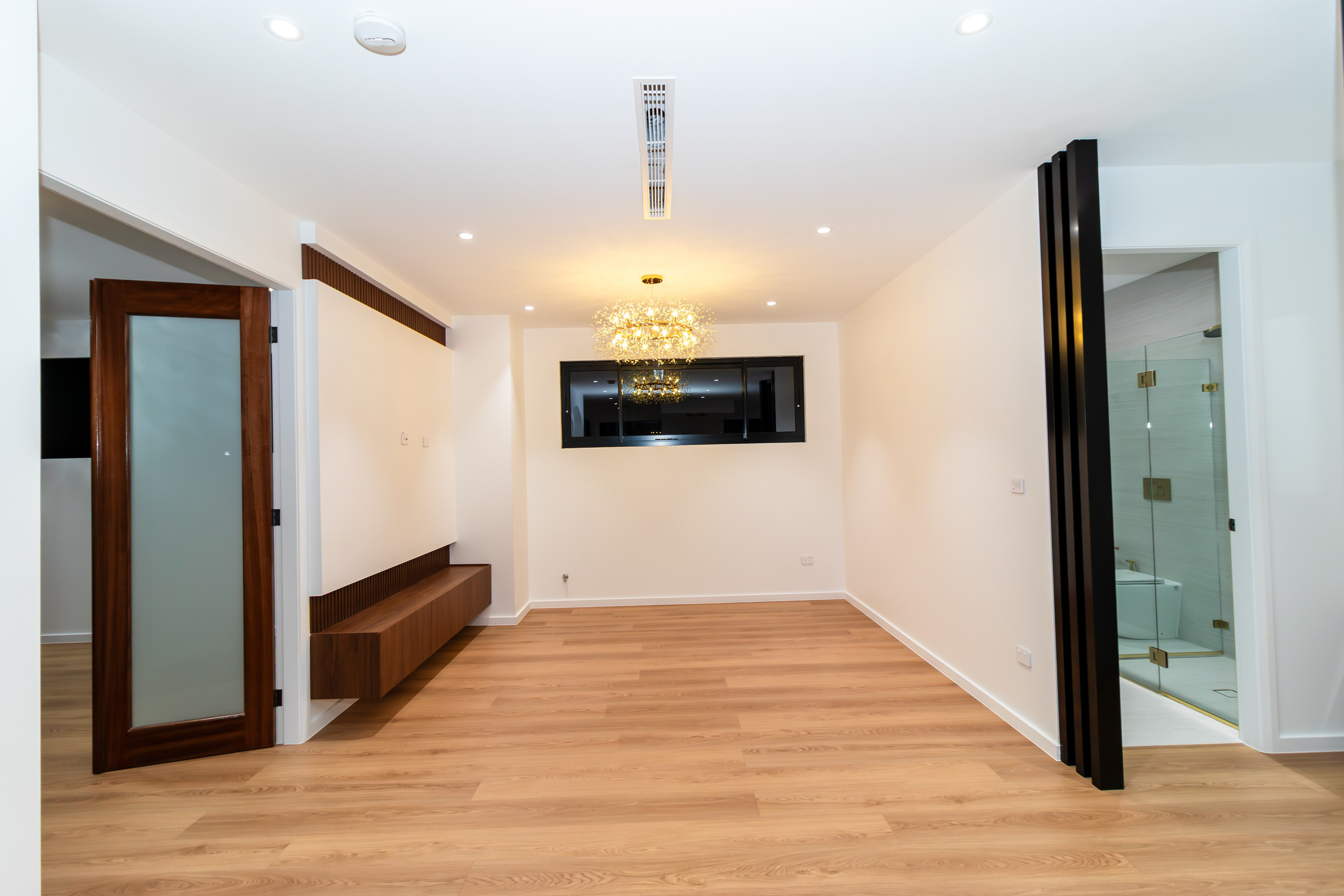 Beecroft House 2. MHCreative is family-oriented photographer based in SYDNEY