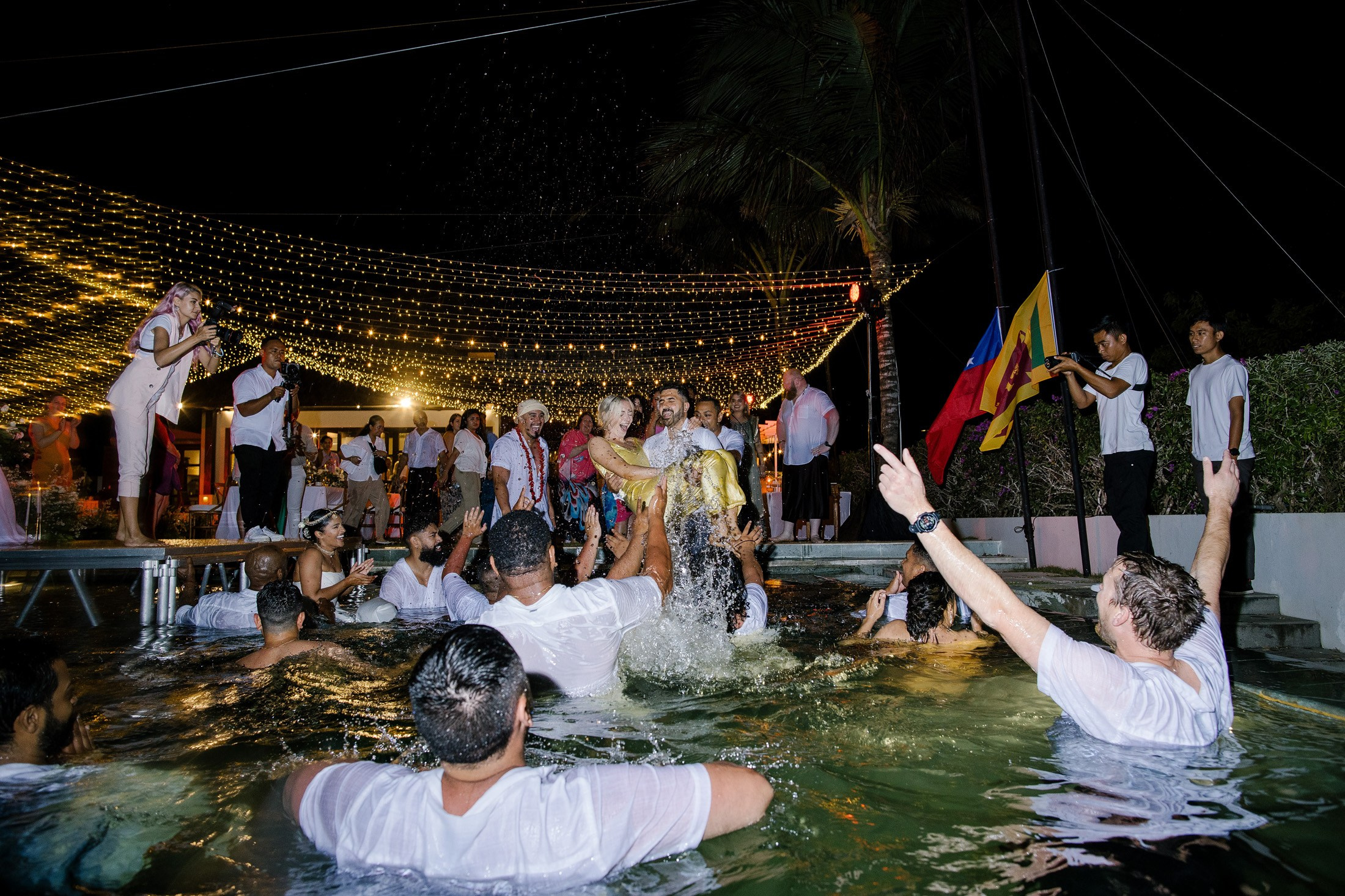 Big funny wedding with guests in paradise Bali island. Get.it.feel — Aesthetic Photography and Videography