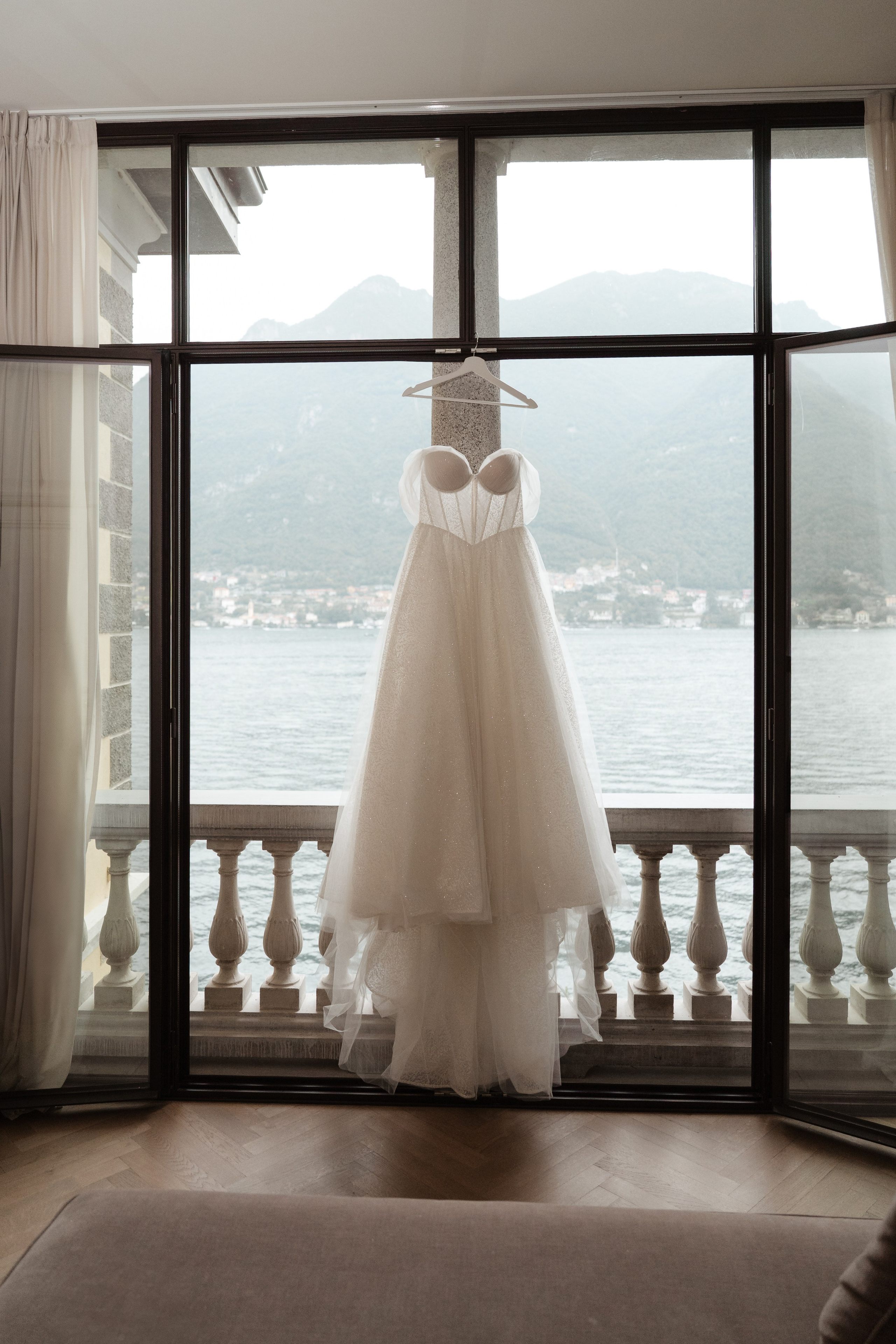 KATE AND NICK _VILLA LARIÒ_LAKE COMO. PHOTOGRAPHER IN ITALY