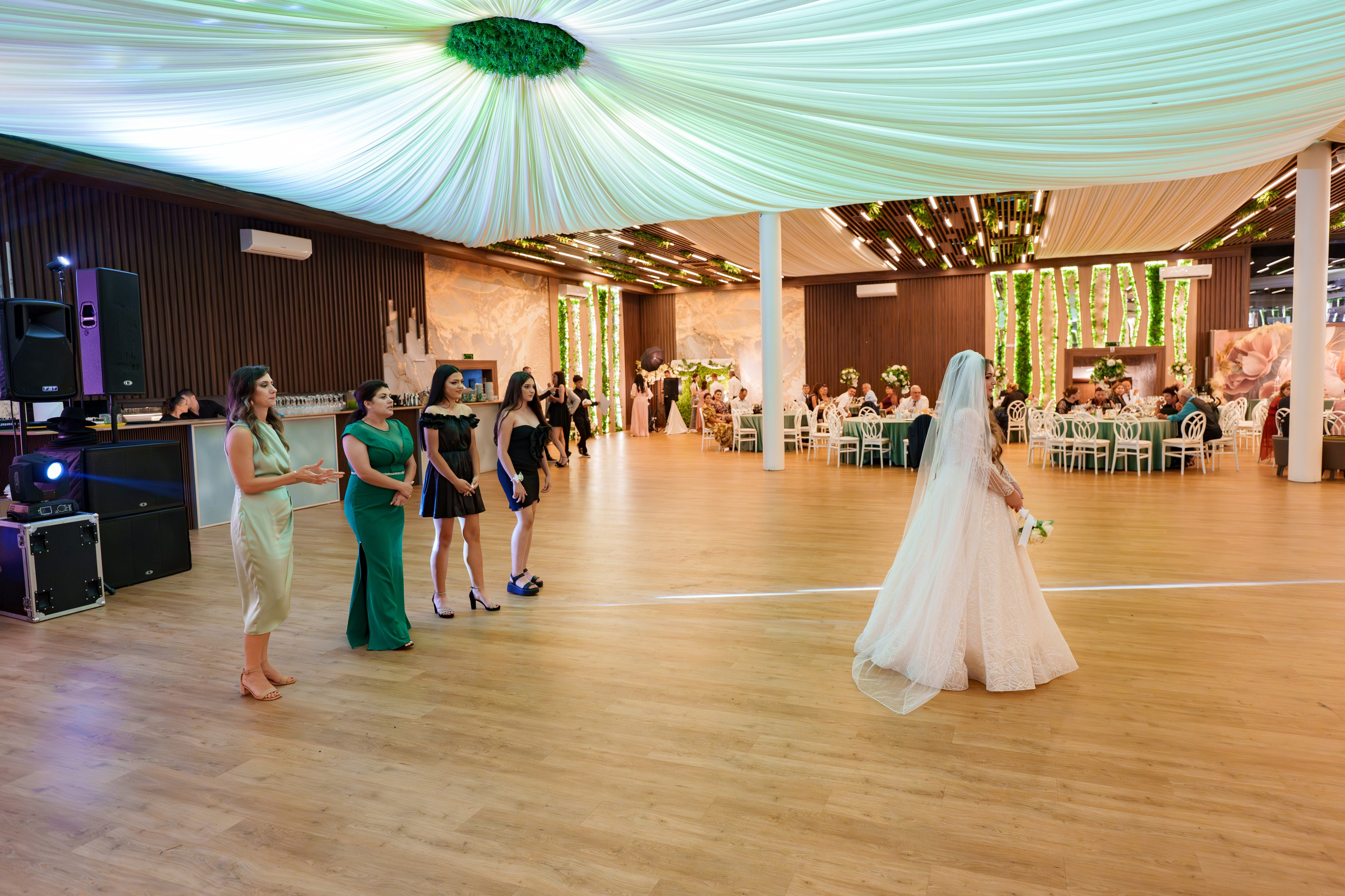 Cosmin & Gabriela. B|P Weddings - Fotograf & Videograf - București||0730017811