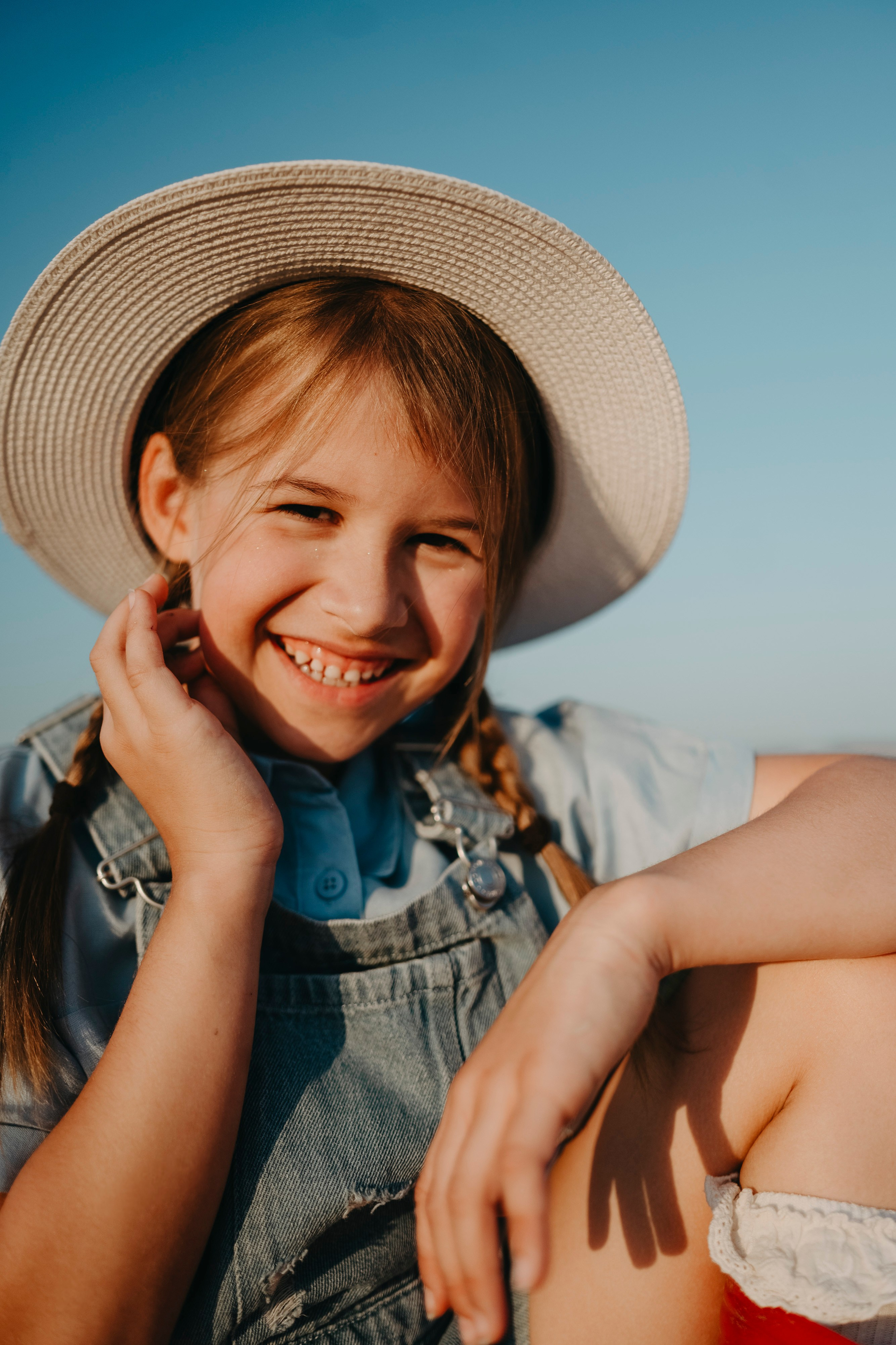 Letnje fotografisanje u polju suncokreta i sena. Deciji i porodicni fotograf u Beogradu Oksana Skendzic