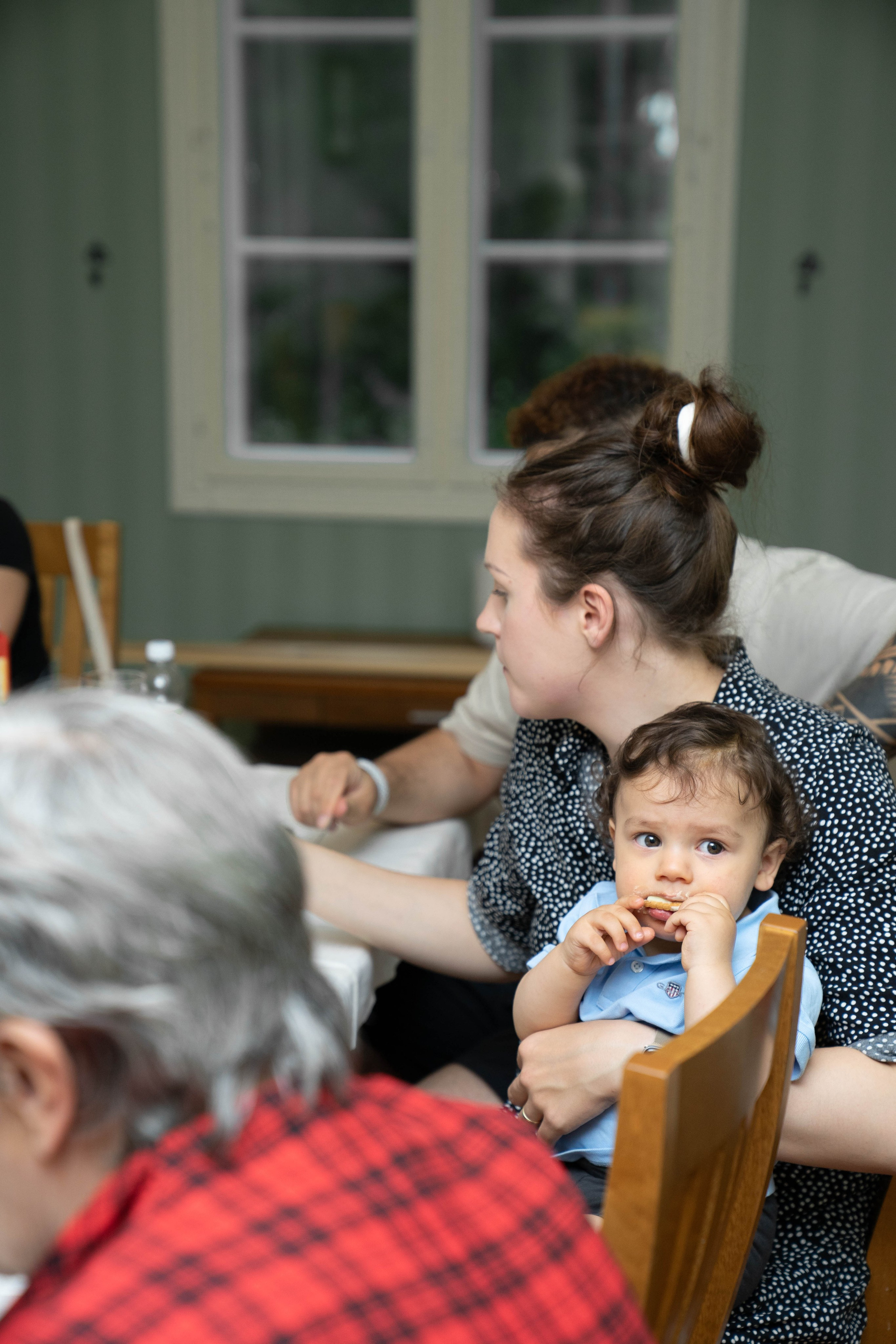Boy. Elämäntyylivalokuvaaja Turku. Tallentan tunteet kuvaan