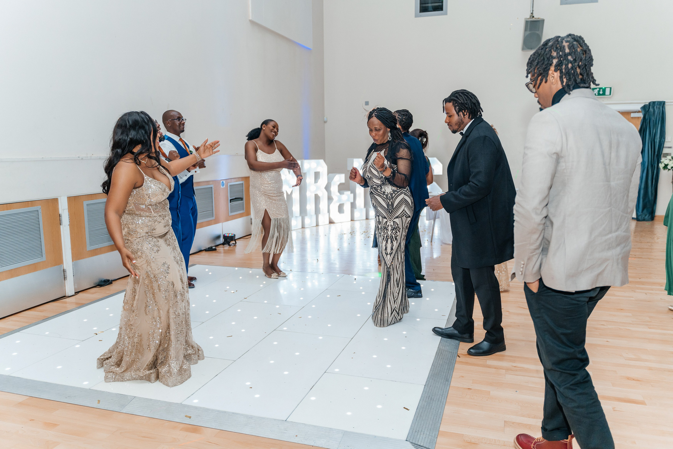 wedding photographer in Canterbury, Wellington House wedding photography, Wellington House wedding ceremony, Wellington House civil marriage, Wellington House inside, Wellington House wedding, Wellington House civil marriage, Wellington House civil marriage ceremony, свабедная церемония в Wellington House, свадебный фотограф в Canterbury