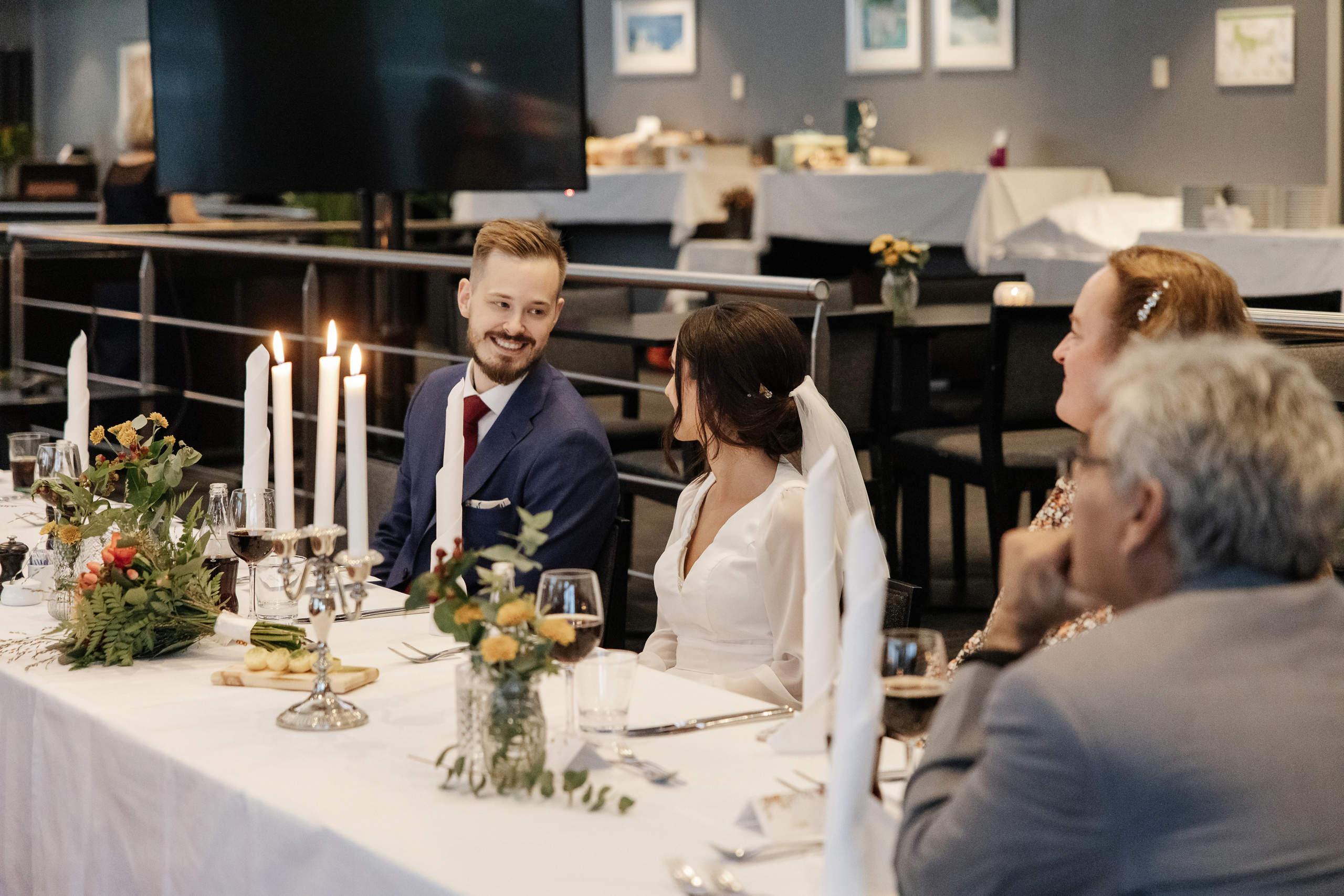 SINDRE & SOFIE. HOME