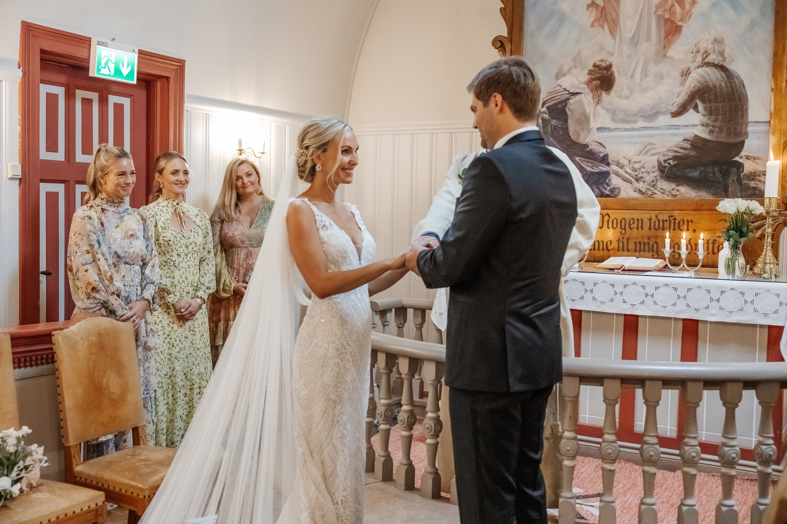 JULIE & HERMAN. HOME