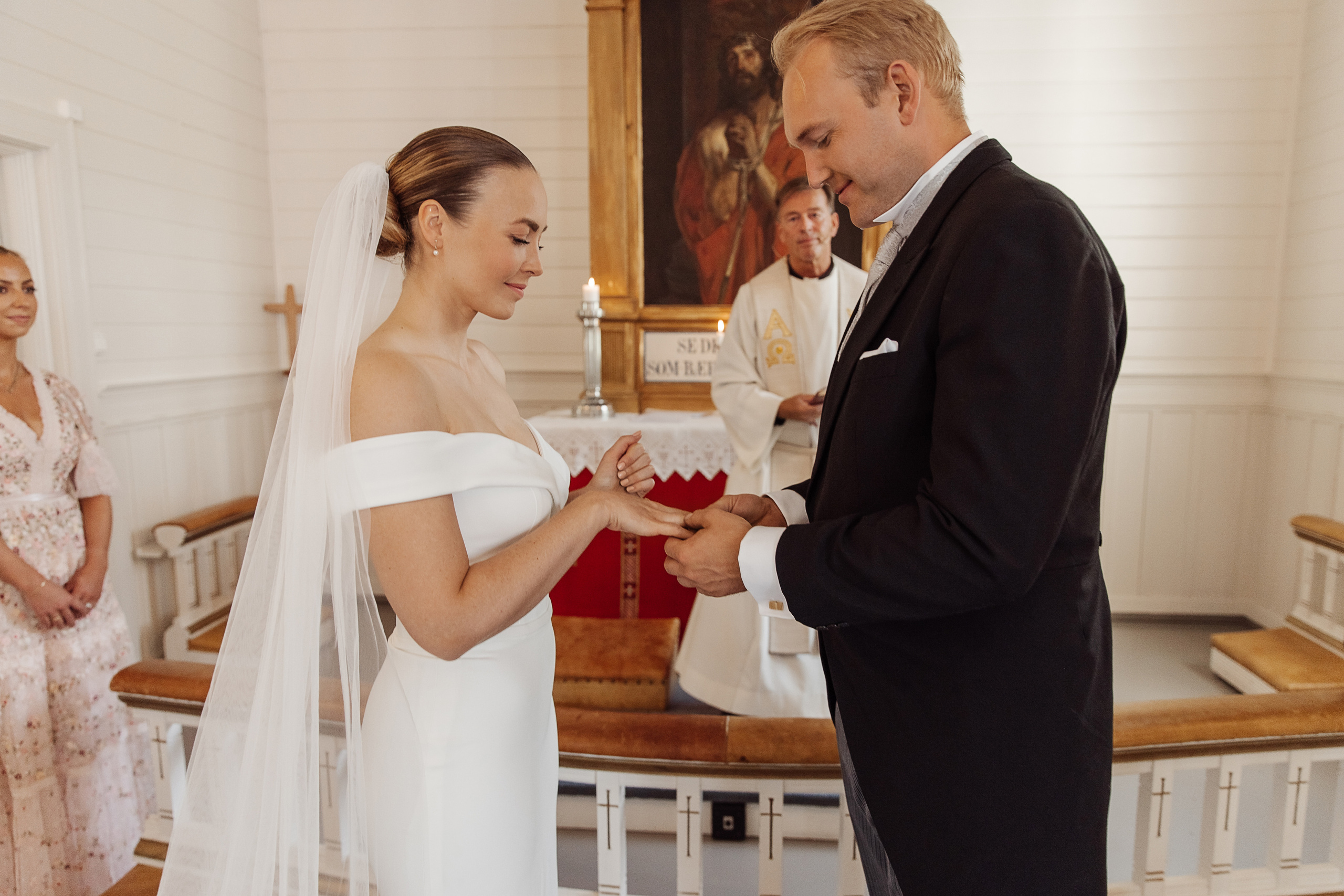 ANE & CHRISTIAN. HOME