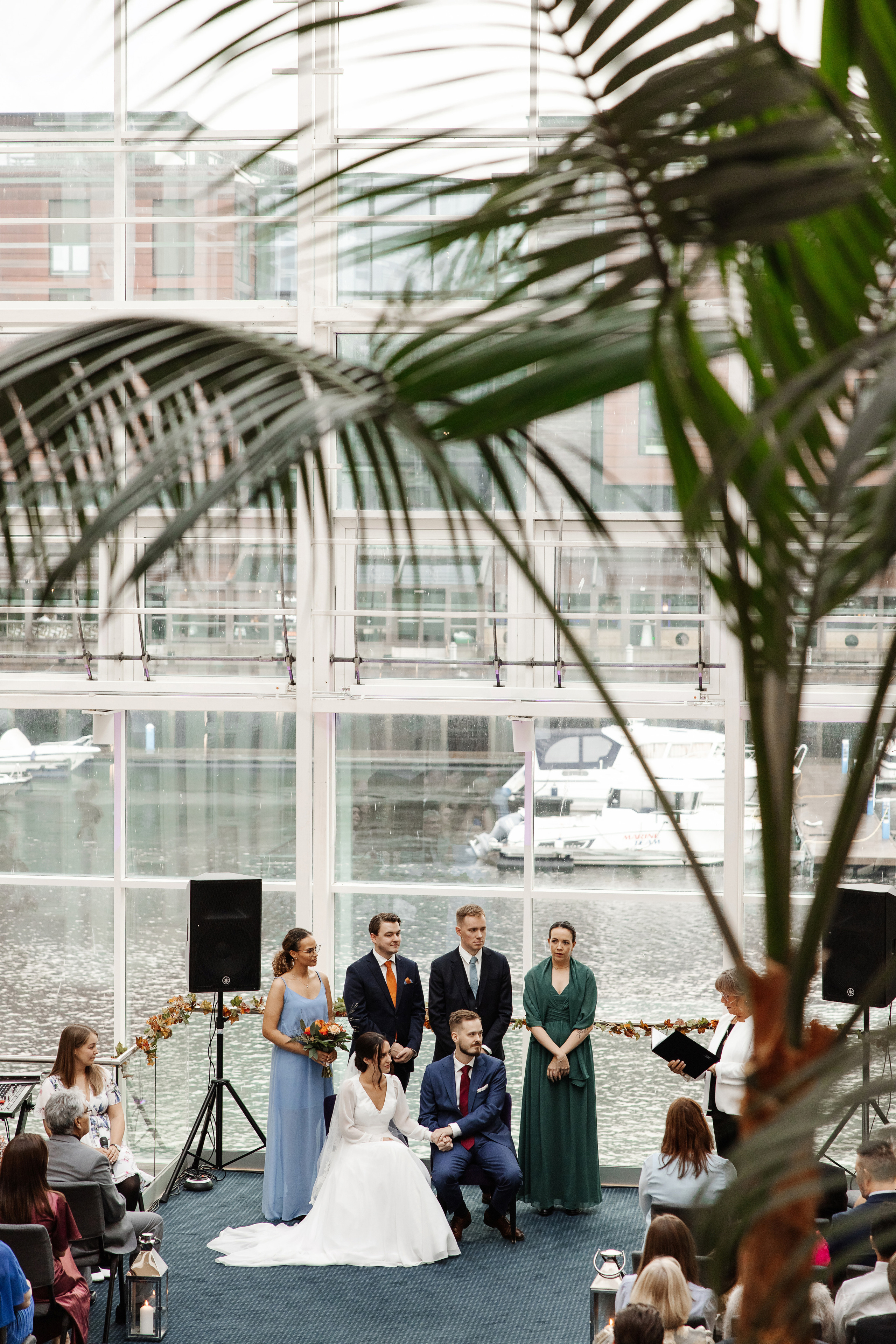 SINDRE & SOFIE. HOME