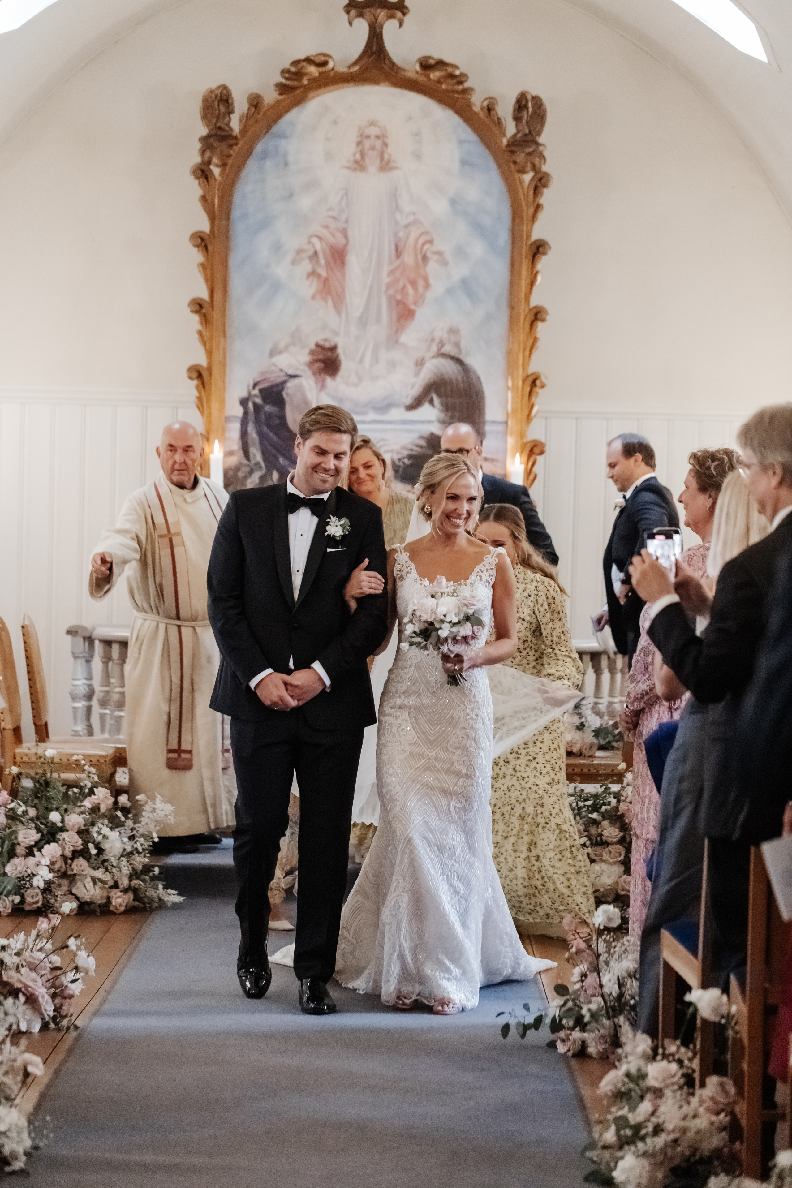 JULIE & HERMAN. HOME