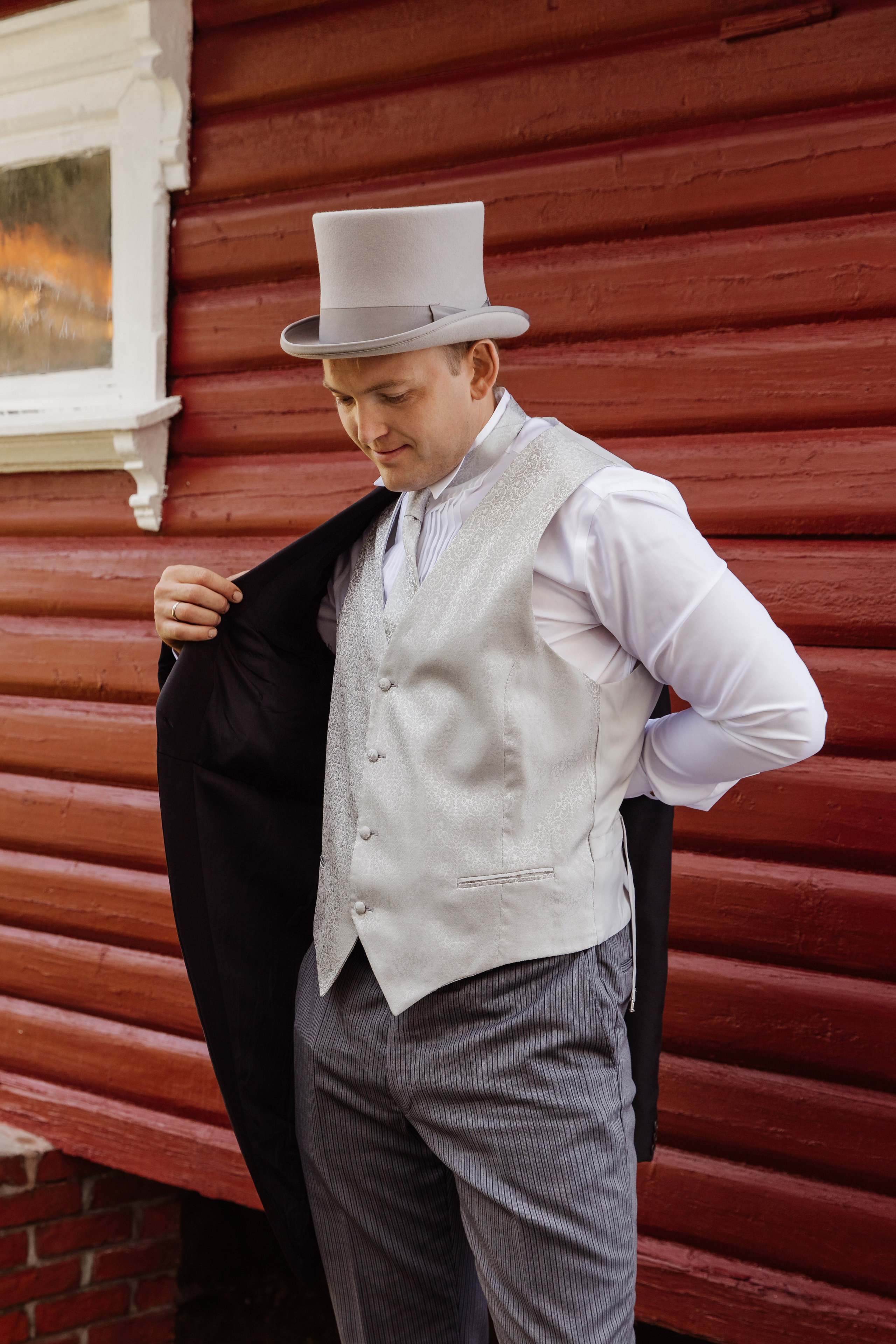 ANE & CHRISTIAN. HOME