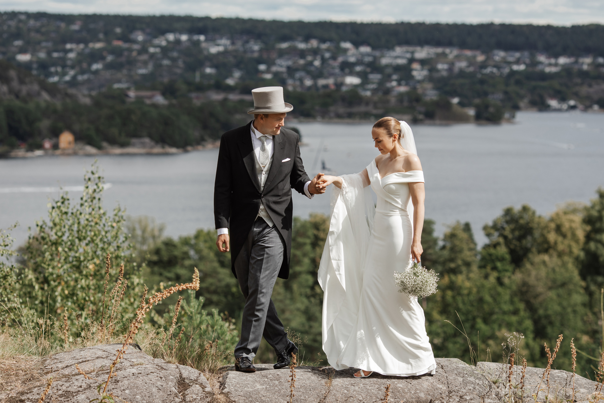 ANE & CHRISTIAN. HOME