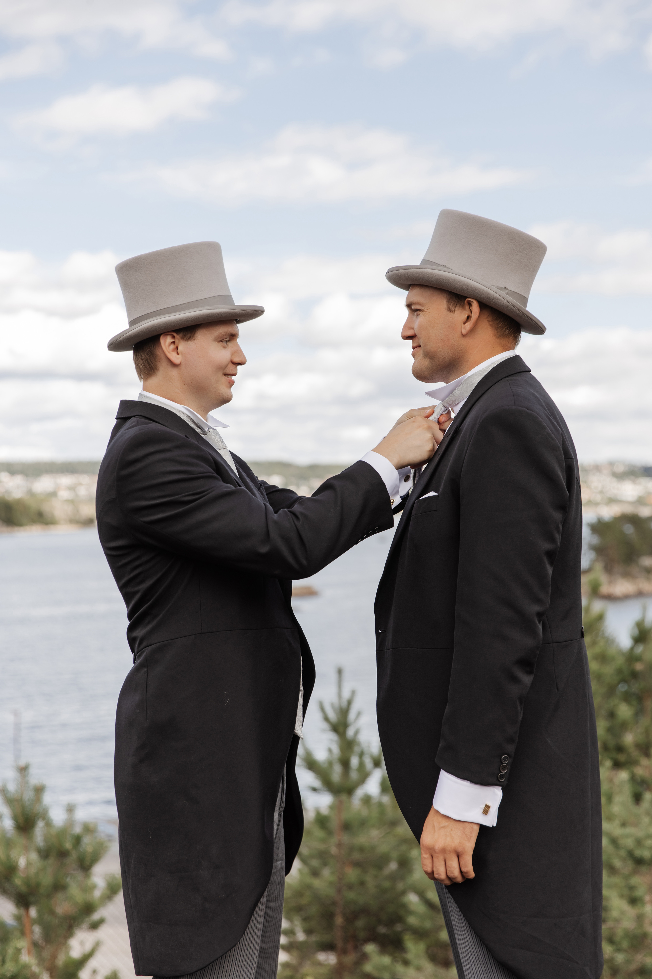 ANE & CHRISTIAN. HOME