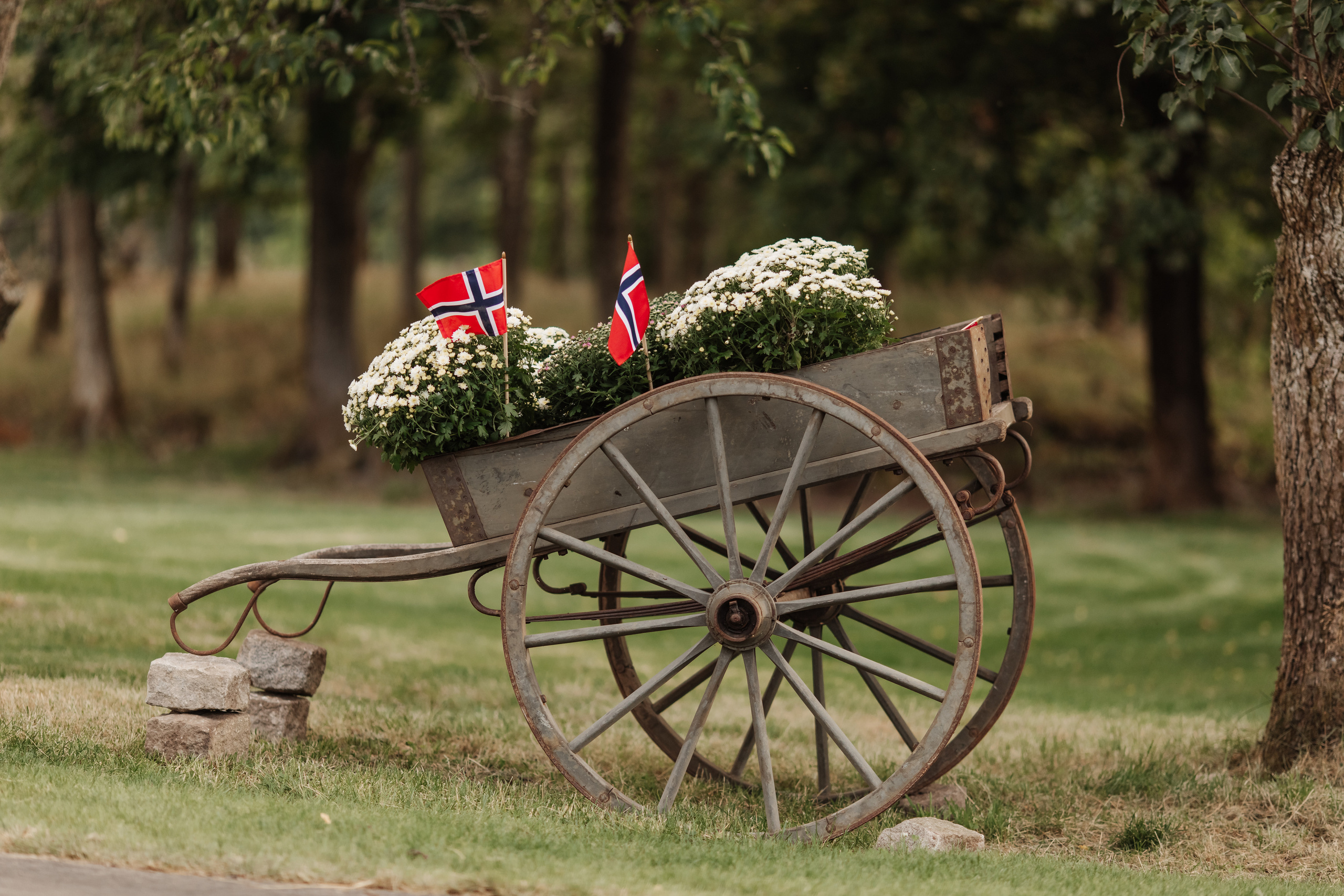 ANE & CHRISTIAN. HOME