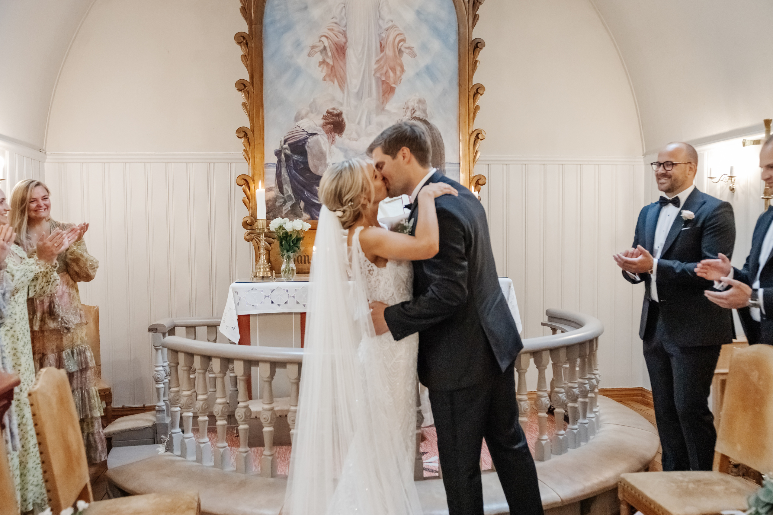 JULIE & HERMAN. HOME