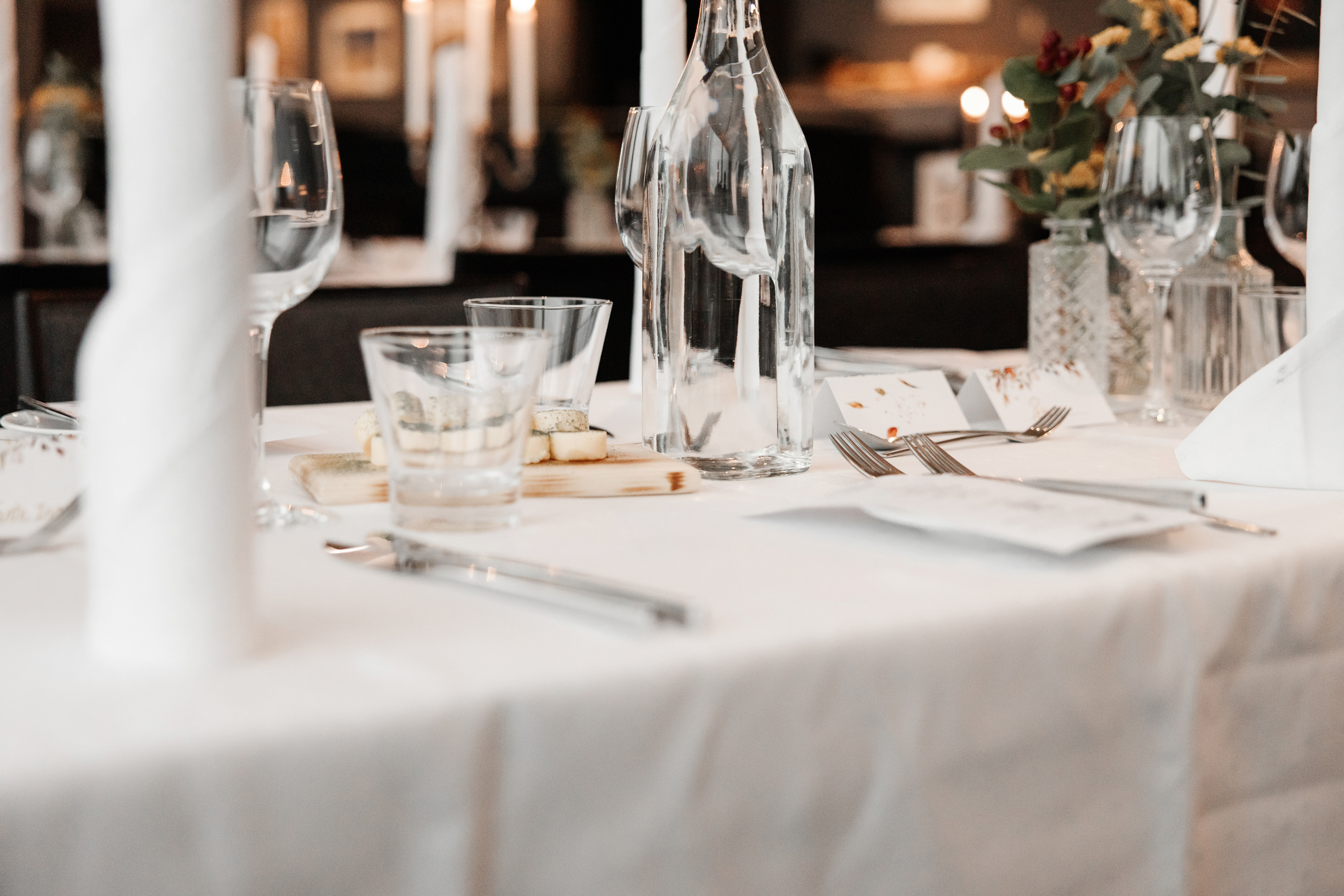 SINDRE & SOFIE. HOME