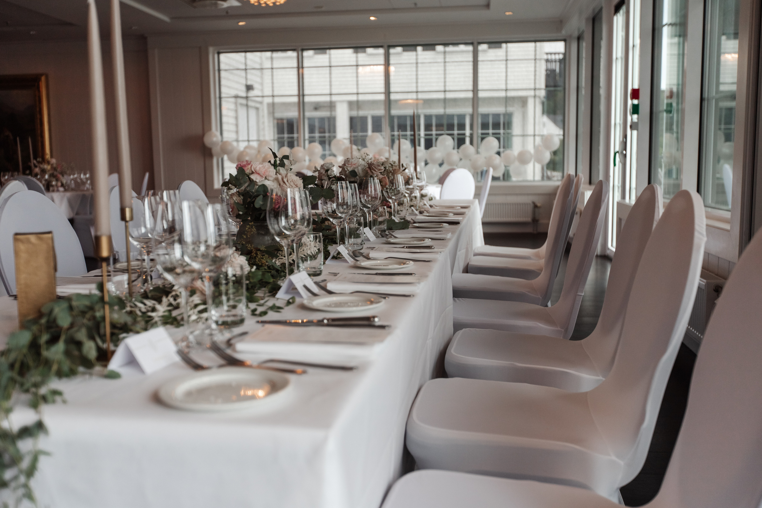 JULIE & HERMAN. HOME