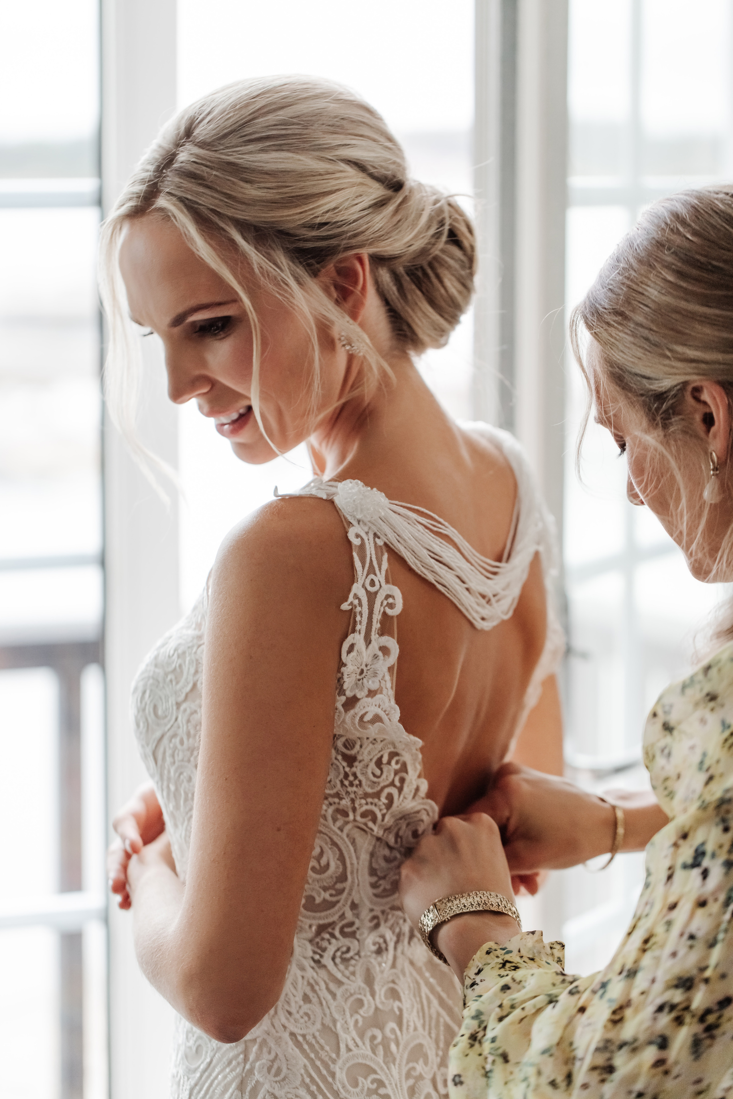 JULIE & HERMAN. HOME