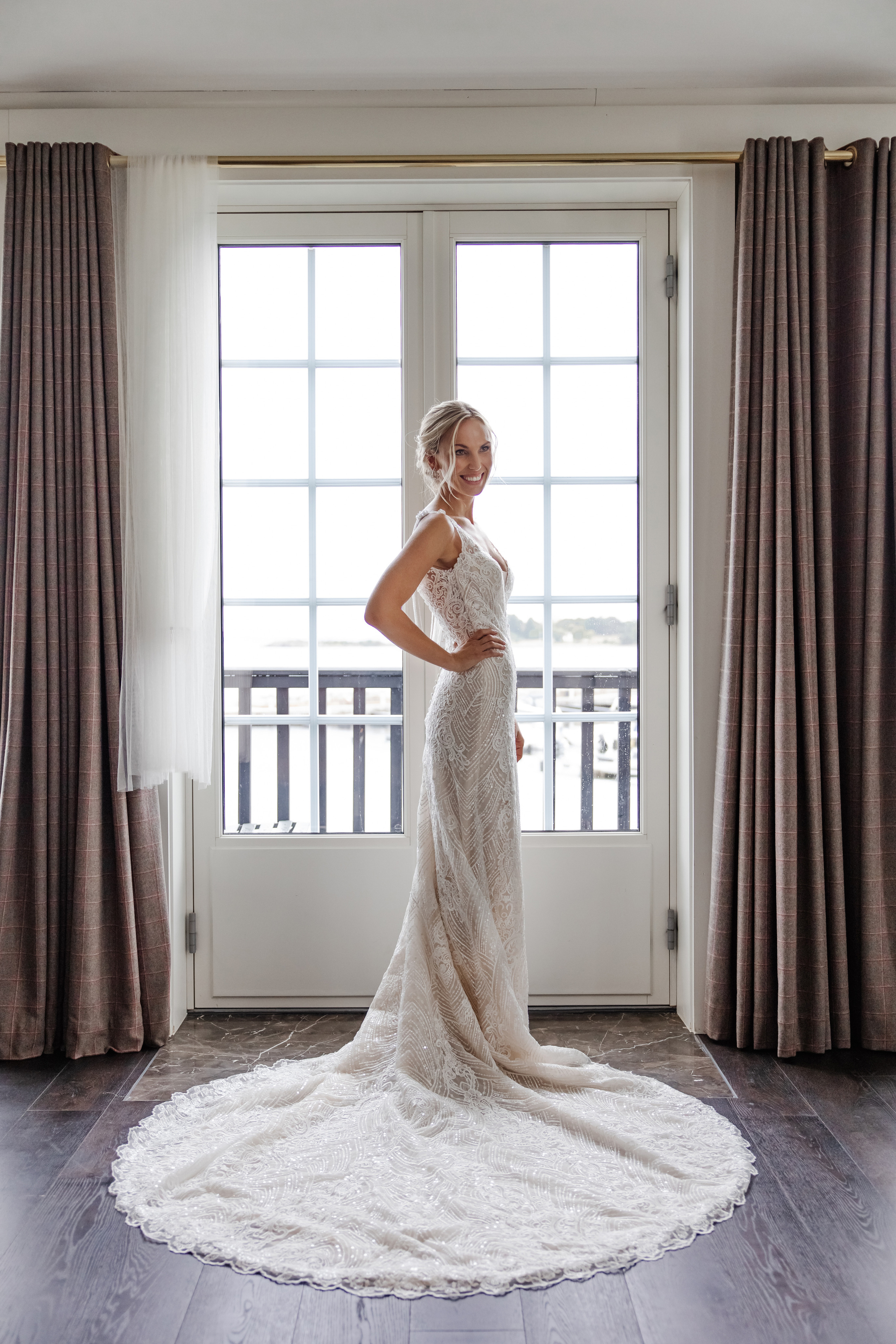 JULIE & HERMAN. HOME