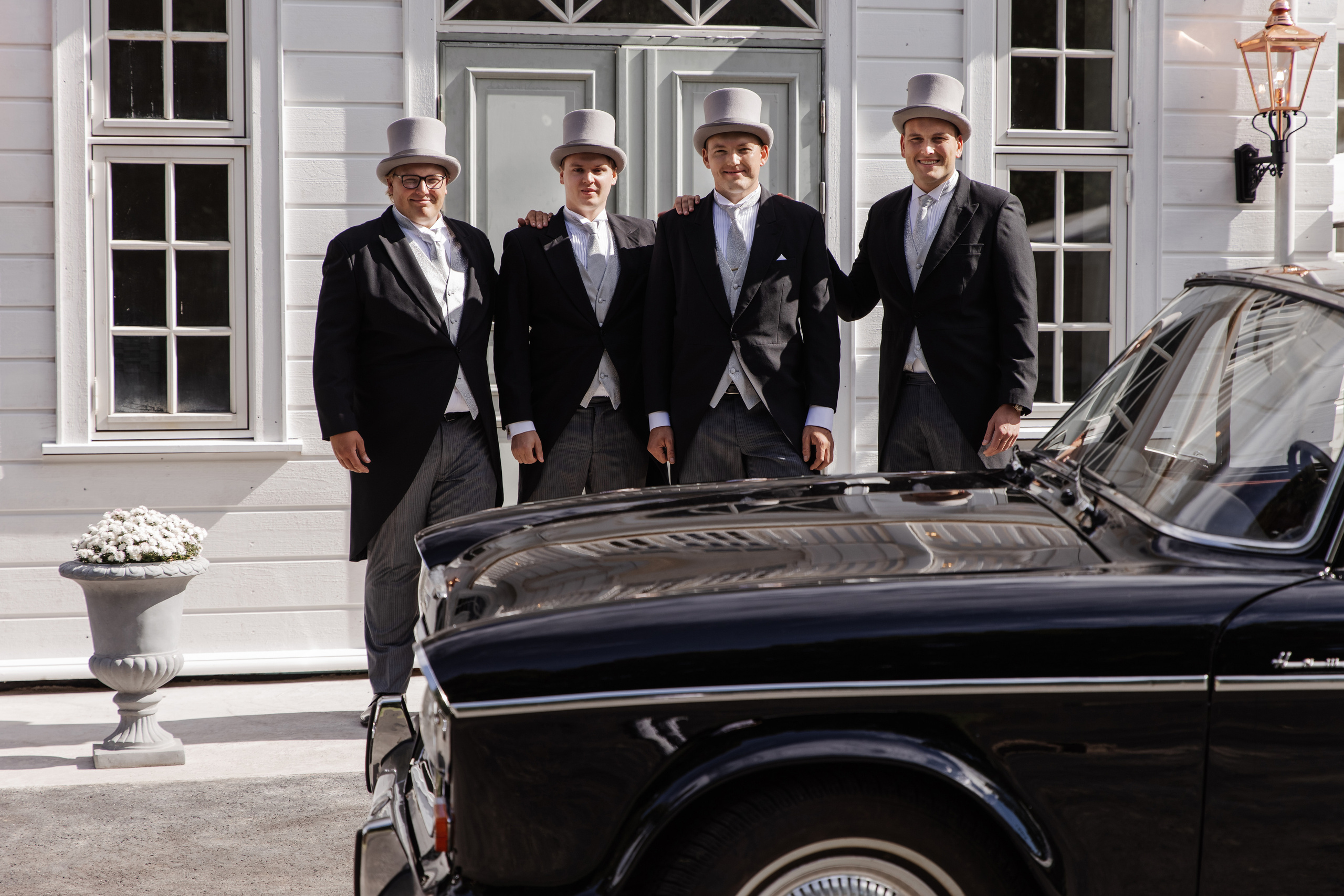 ANE & CHRISTIAN. HOME