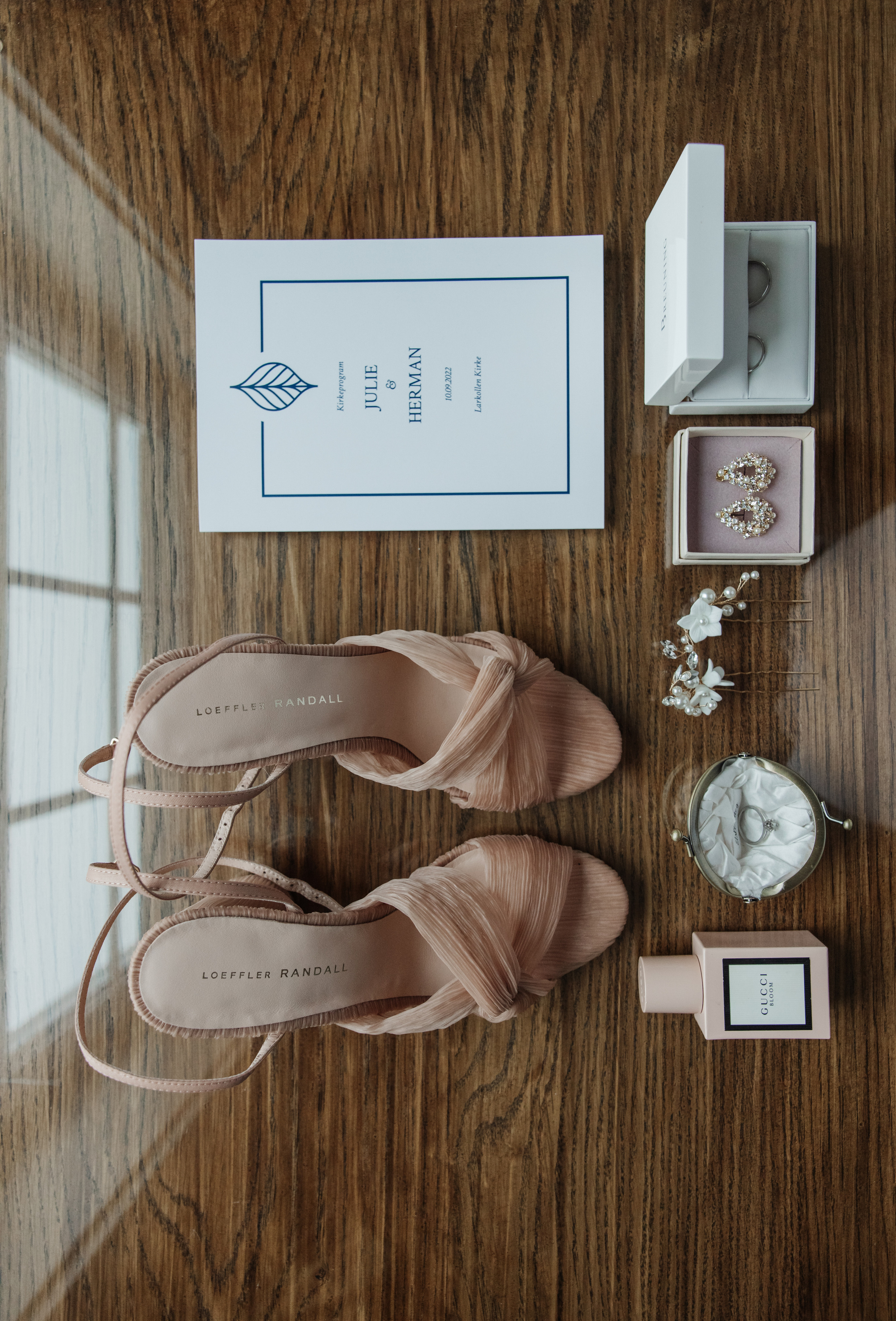 JULIE & HERMAN. HOME