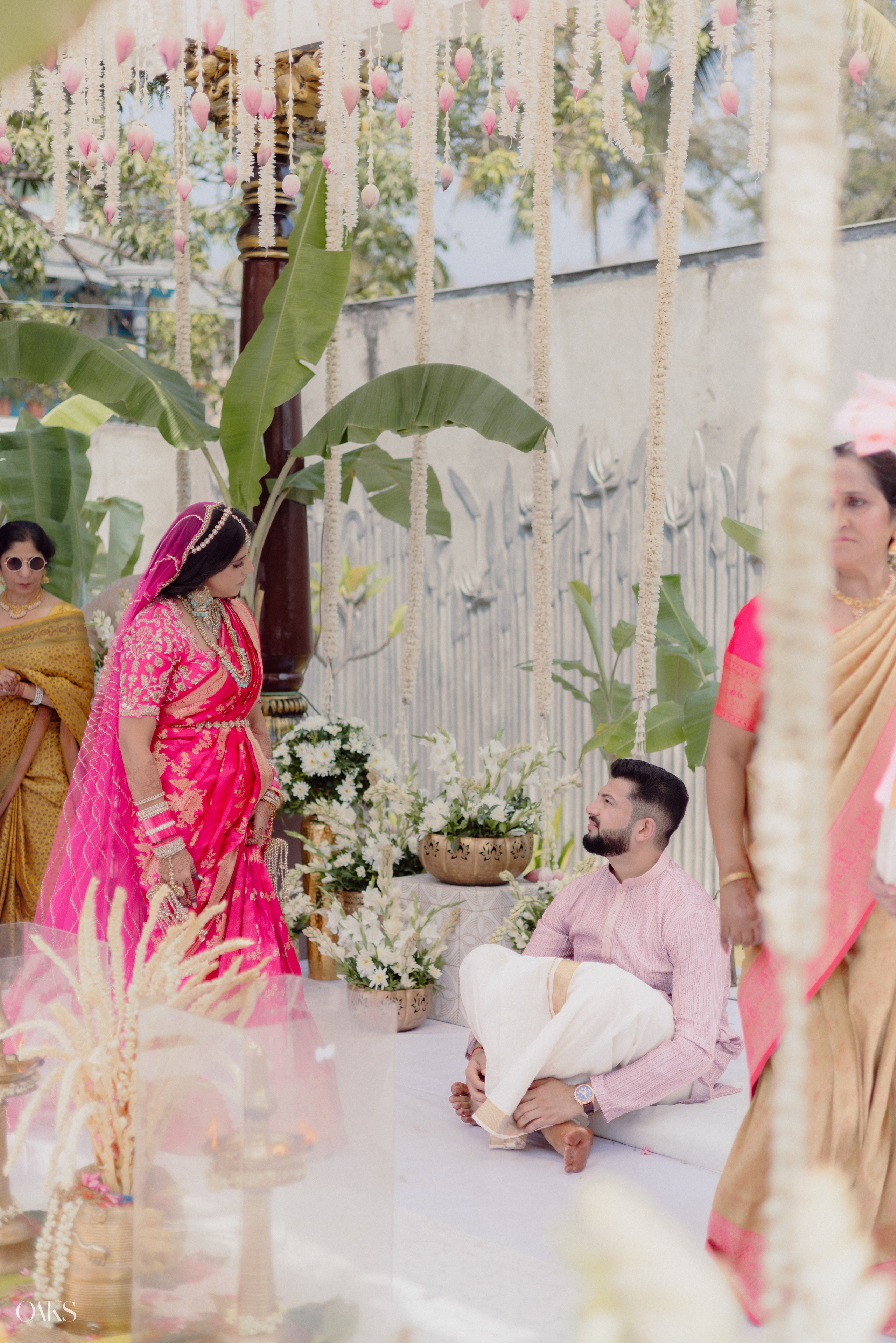 Riya & Pratyush. Wedding & Editorial Photographer | Anandshivadas