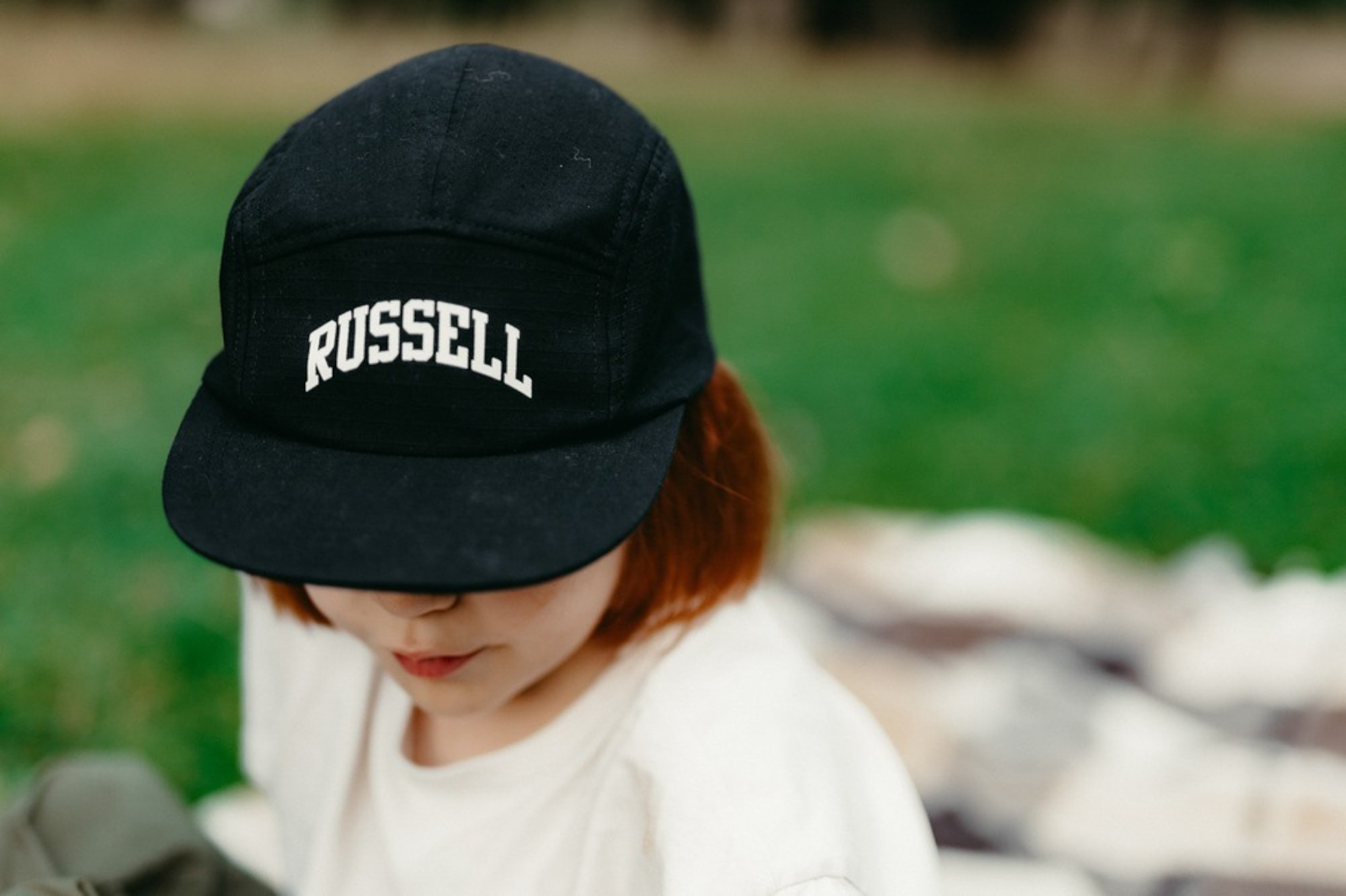 Сімейна фотосесія на вулиці літом. Photokostin.com