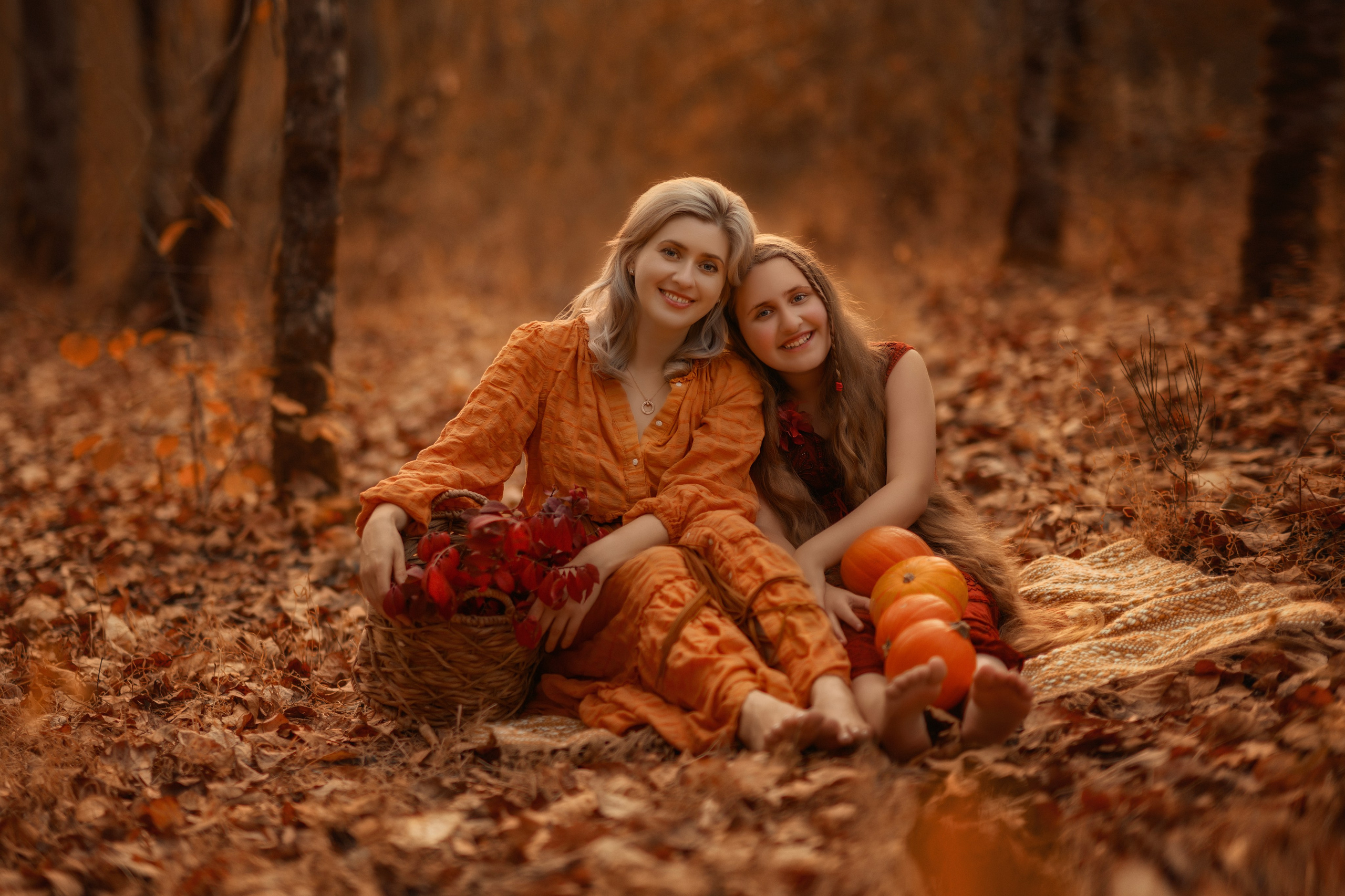 Timeless Mother-Daughter Bond. Wedding & portrait photography in the Seattle Area. Helen Michelle photographer