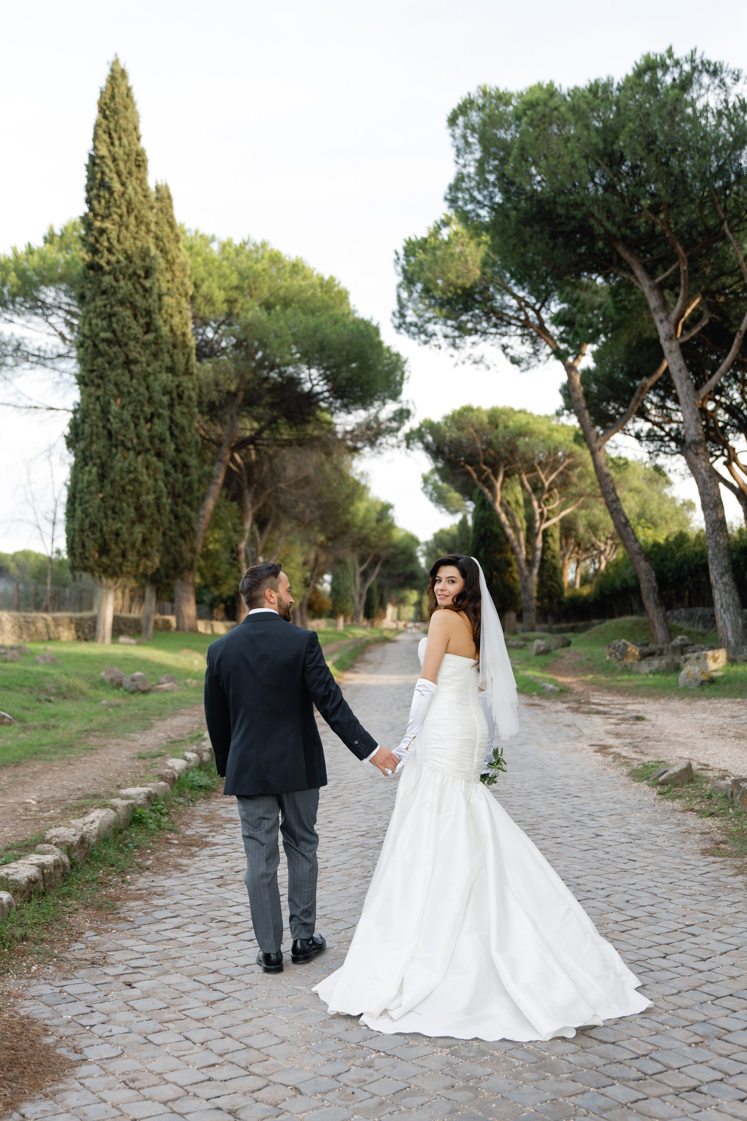 Wedding photographer Italy Rome, Tuscany, Lake Como, Sicily, Puglia. Wedding Photographer Rome Tuscany Como Sicily Puglia Amalfy Italy- Oksana Savenchuk