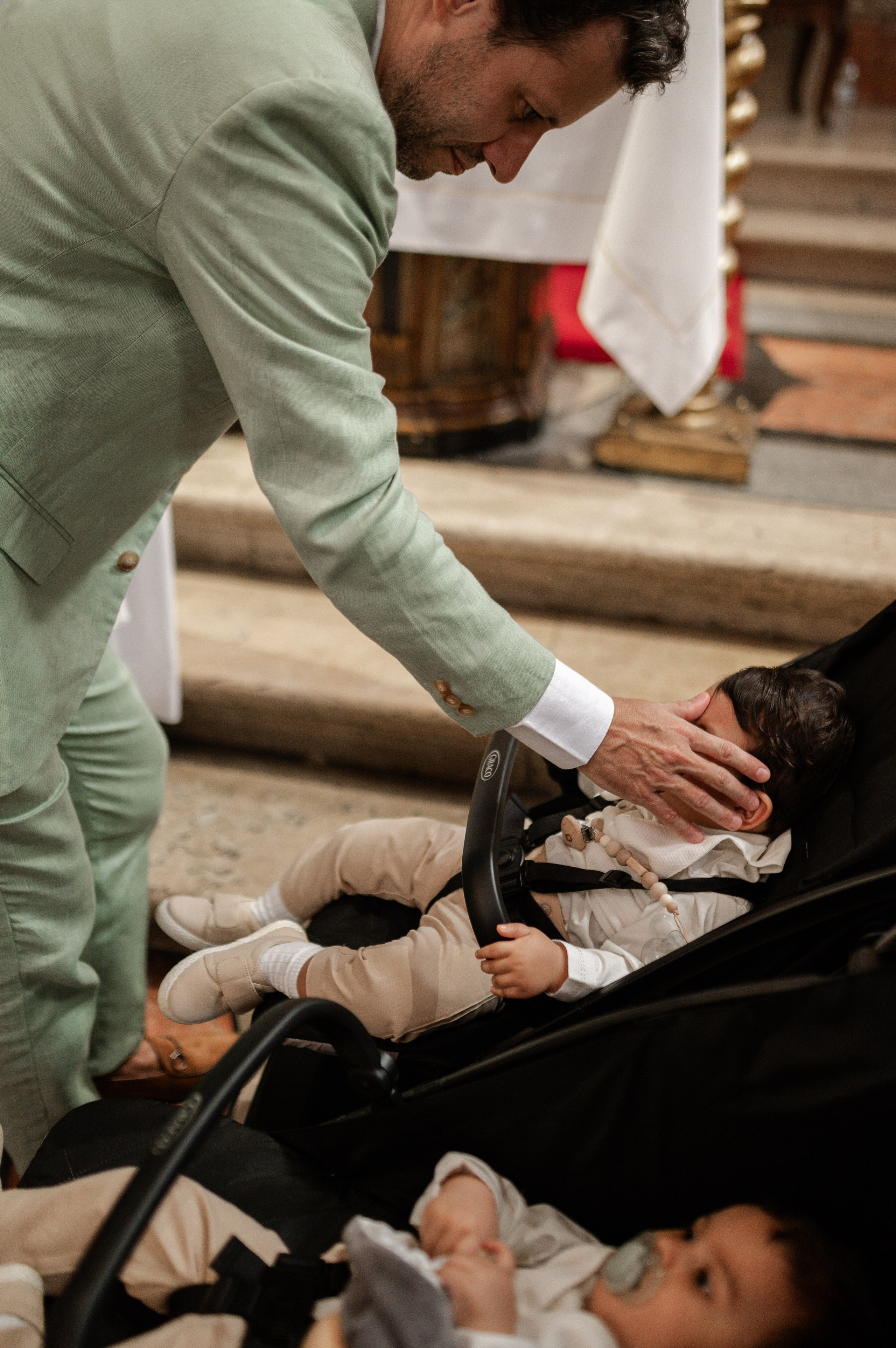 Фотосъёмка крестин — тёплые и значимые моменты. Ваш фотограф в Лиссабоне — Анна Белова