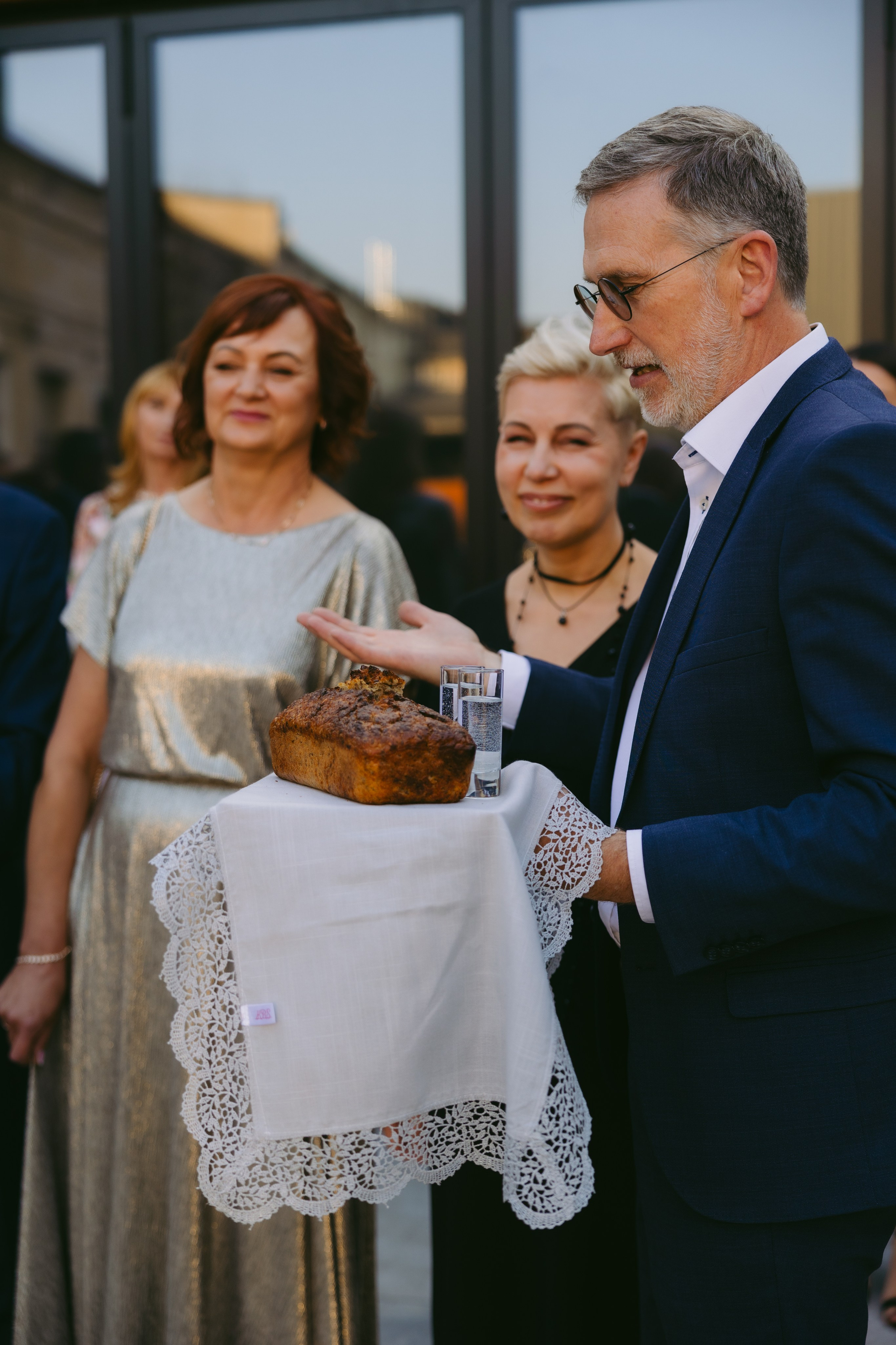 Miglė ir Mindaugas | 2024 | MIESTO VESTUVĖS. Vestuvių ir šeimų fotografė Lena Bondarenko / belove photo