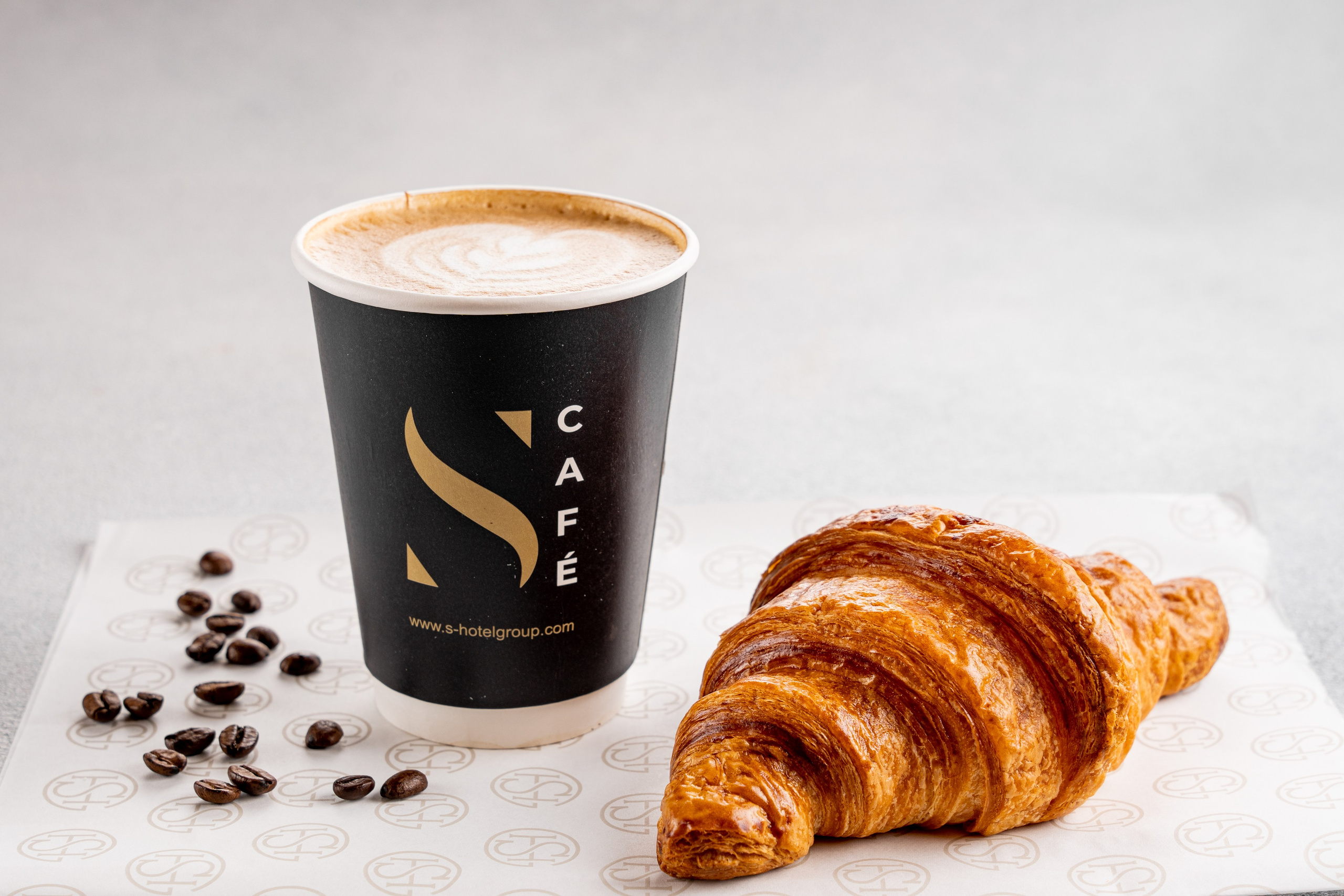 FOOD PHOTO. Photo and video production. Editing & retouching services. Training