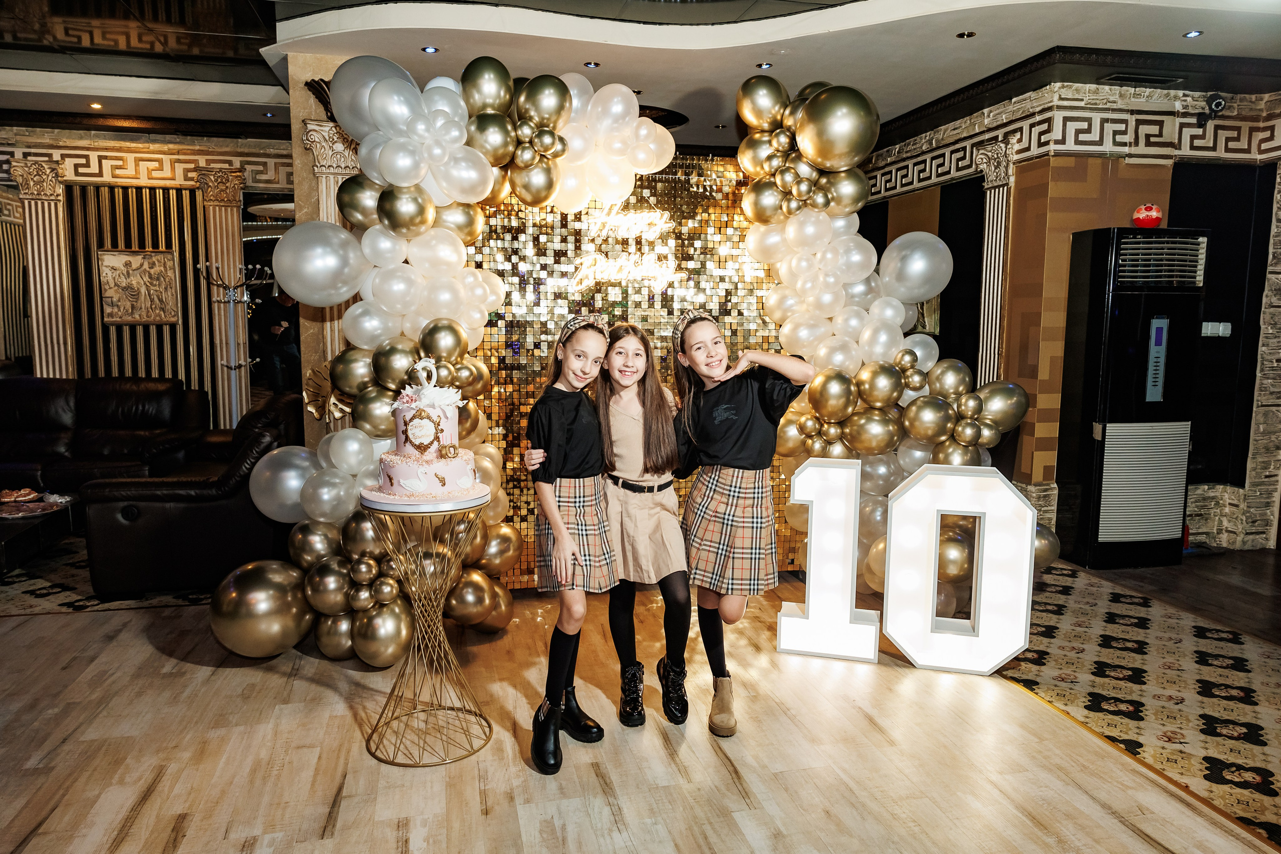 Честит Рожден Ден. Фотограф Ирина Йотова