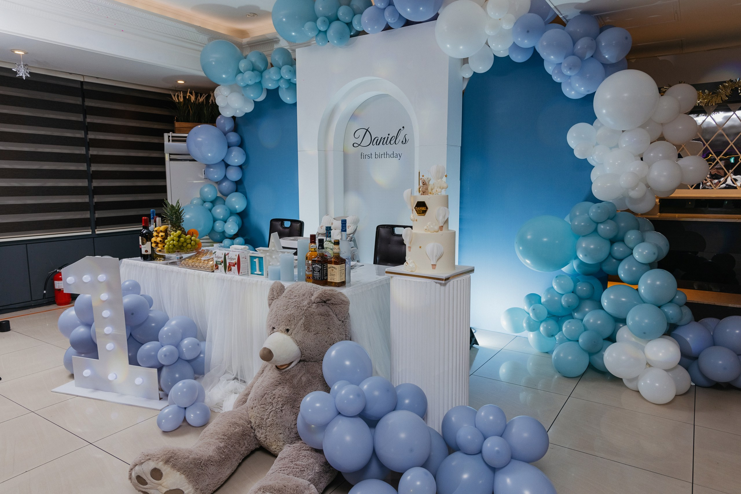 Asyandi, banquets. Narnia Decor Studio