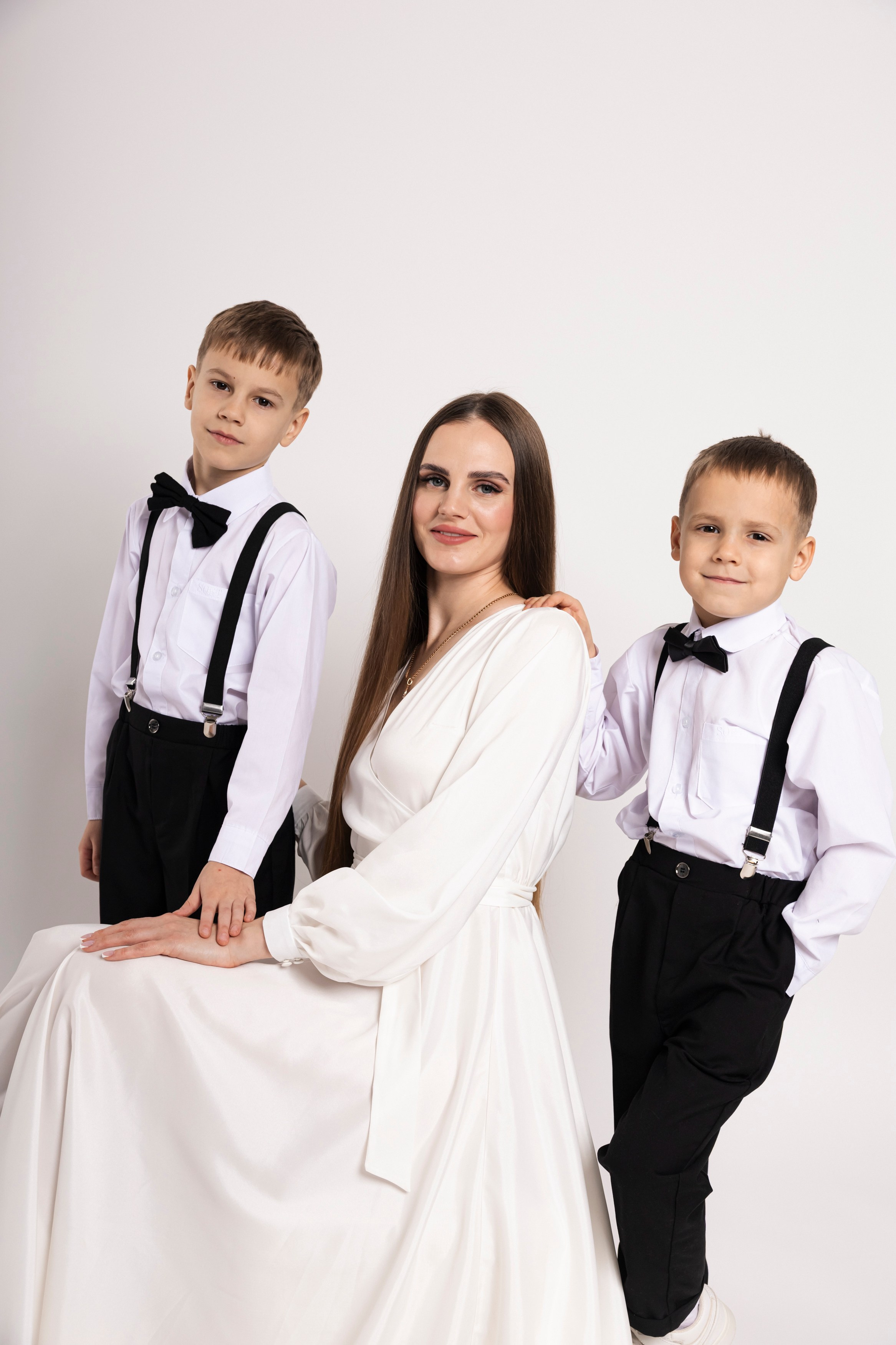 Rodinné studiové focení. Лайфстайл и семейный фотограф в г. Писек Чехия Оксана Телупилова