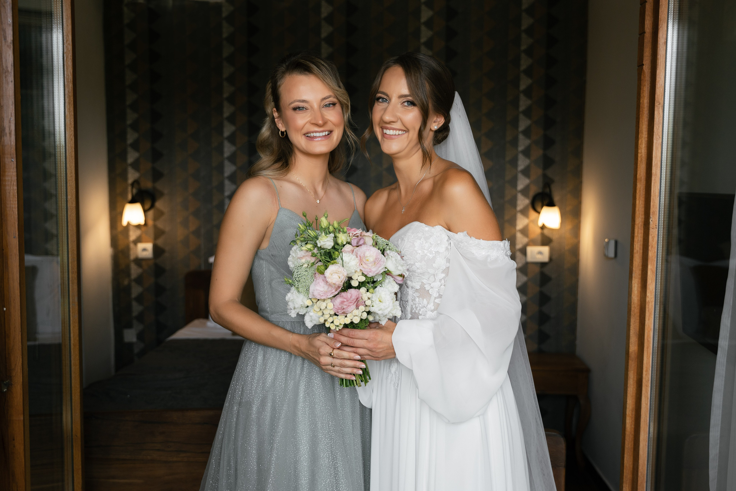 M&D|Between City Lights and Hidden Oasis. Black Sheep Produkcija| Wedding Photography and Wedding Films, based in Kragujevac, Europe / Fotograf i videograf, Kragujevac, Srbija