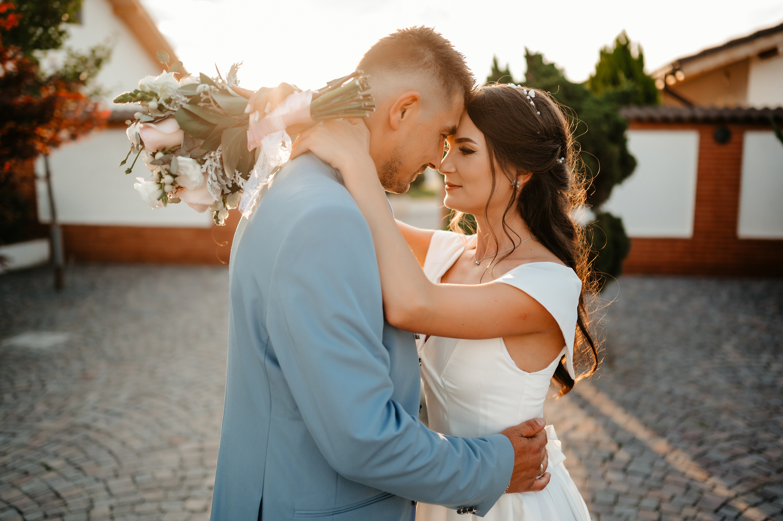 Laura & Alex. Fotograf si Videograf | Nuntă-Botez