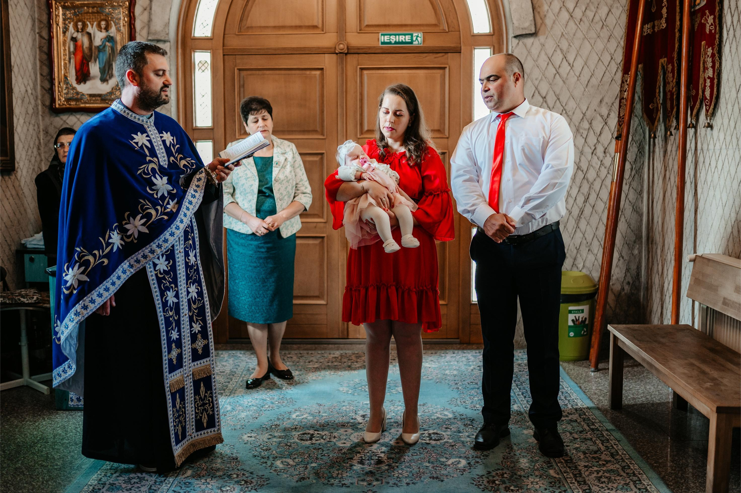 Teodora-Ioana. Fotograf si Videograf | Nuntă-Botez