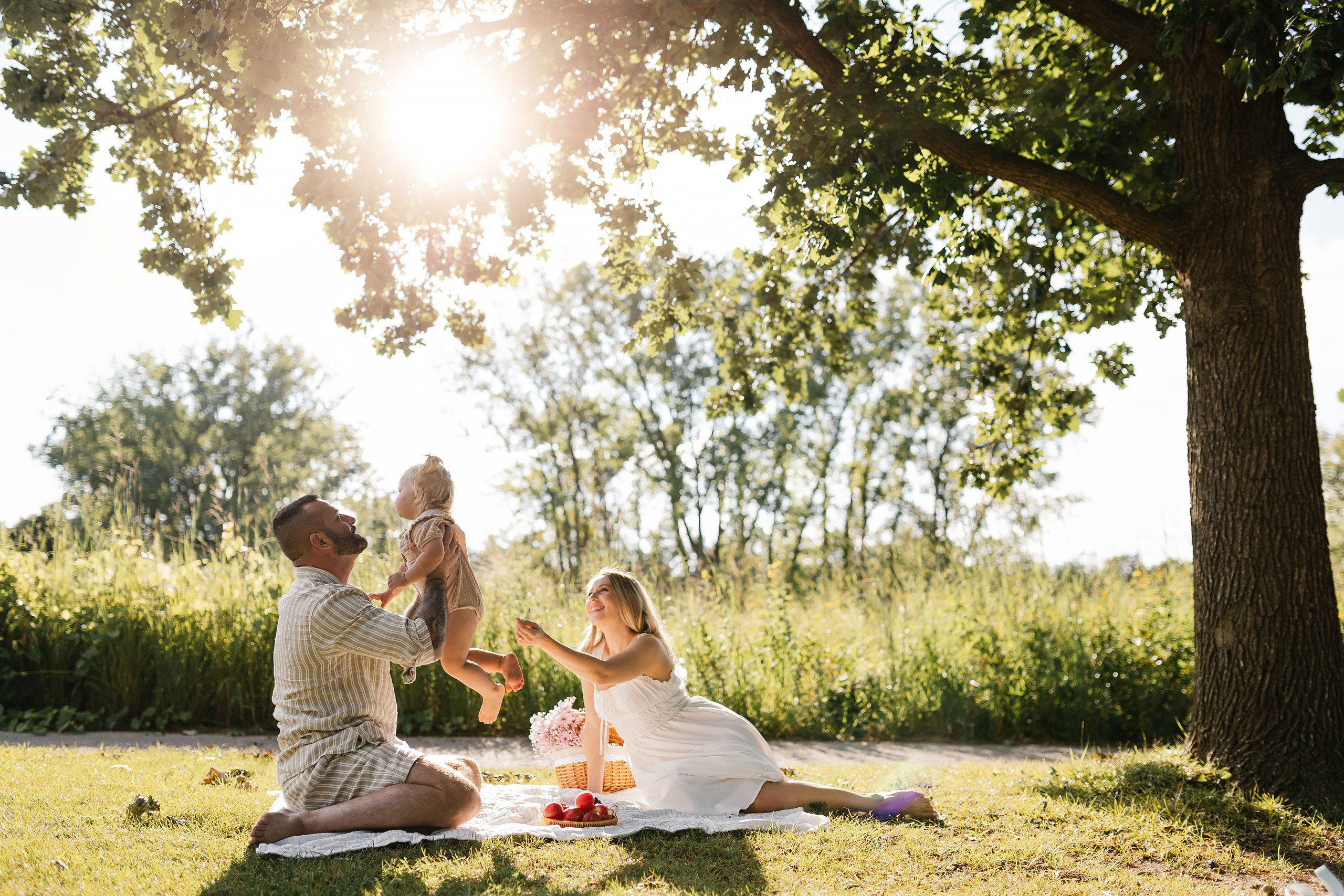 08.21.25 Family Photoshoot. Wedding family event photographer in Chicago Nick Yushevich