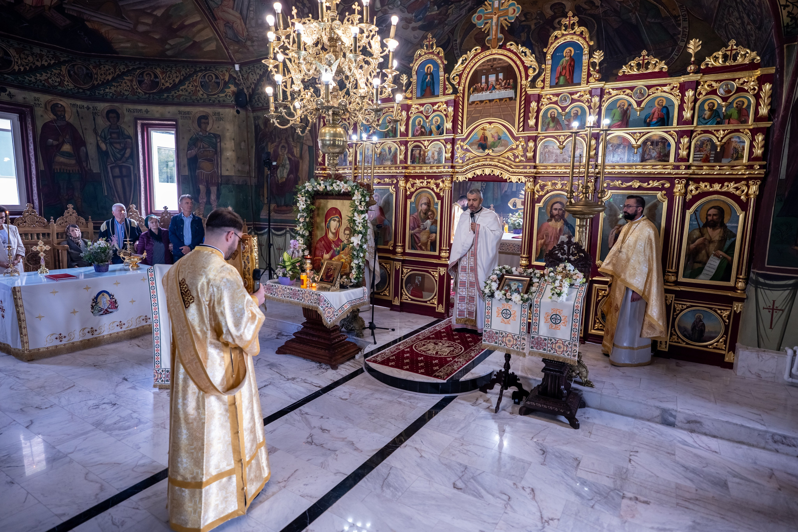 Sfințire Parohia Prăjani