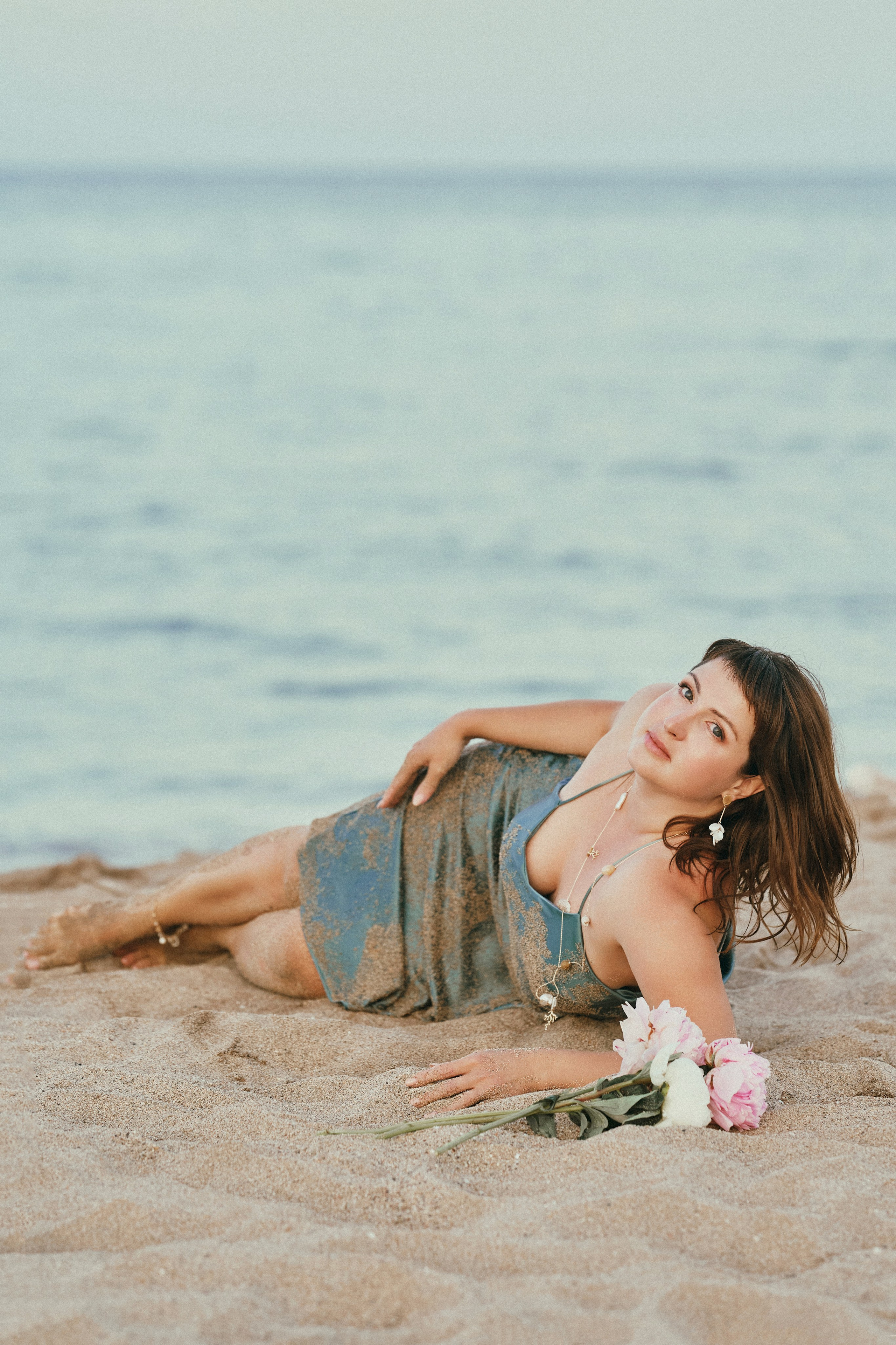 Лариса. Пионы пострадали. Фотограф в Барселоне Жанна Захарченко