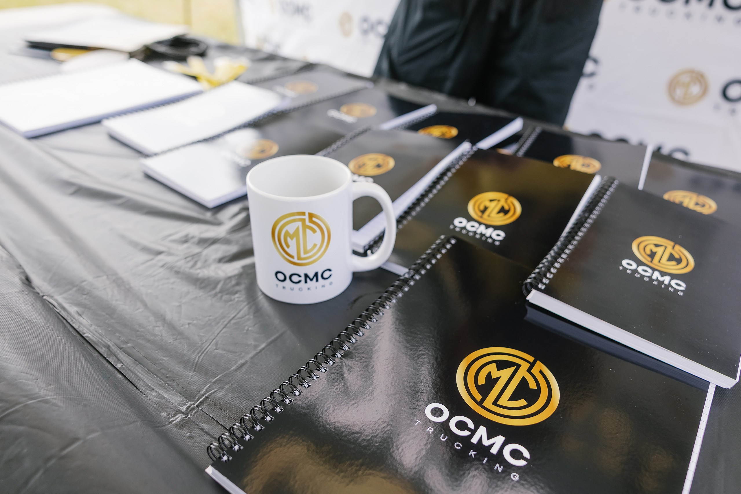 OCMC 09.13.2025. Wedding family event photographer in Chicago Nick Yushevich