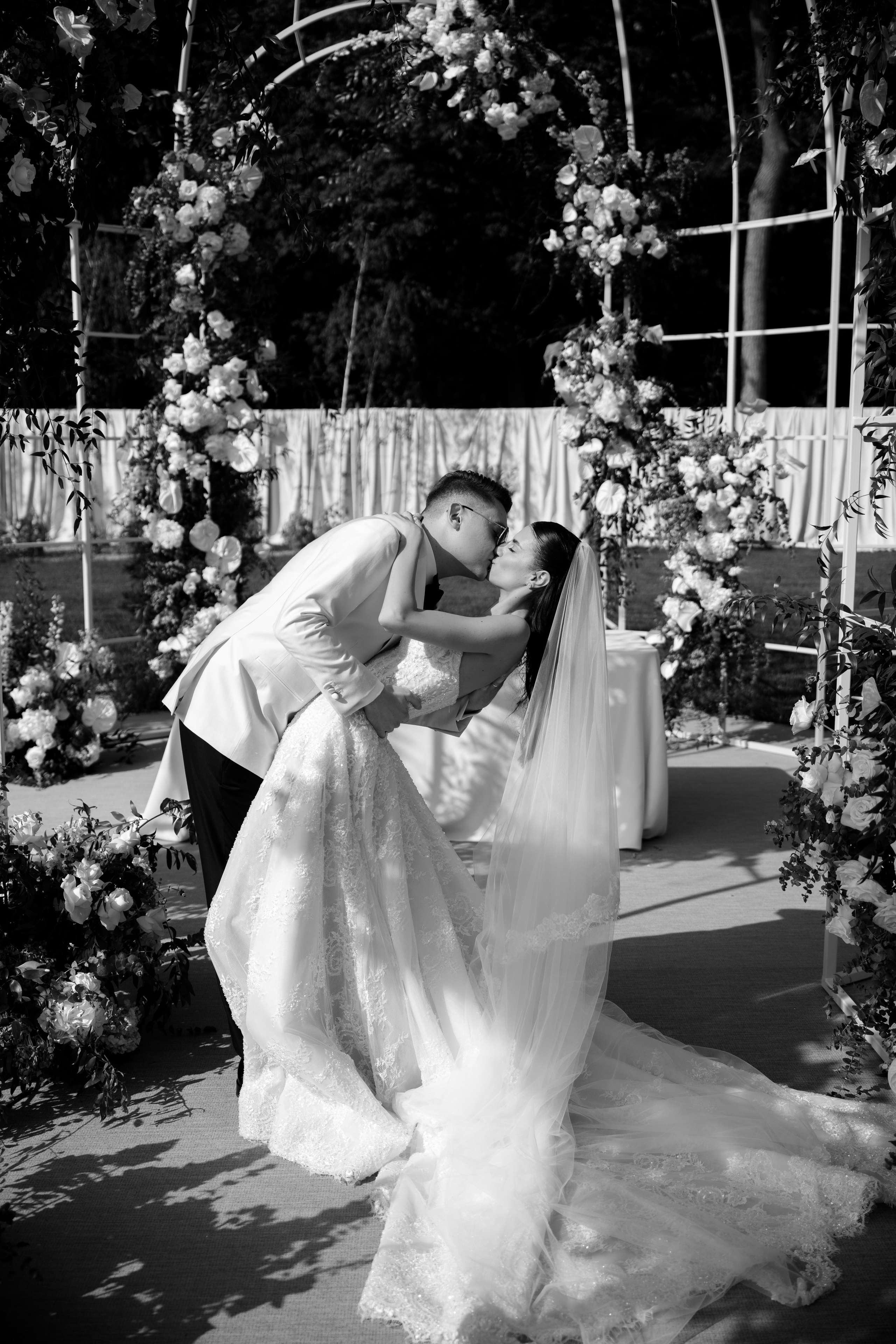 Diana & Octavian. Fotograf de nuntă Alex Pasarelu