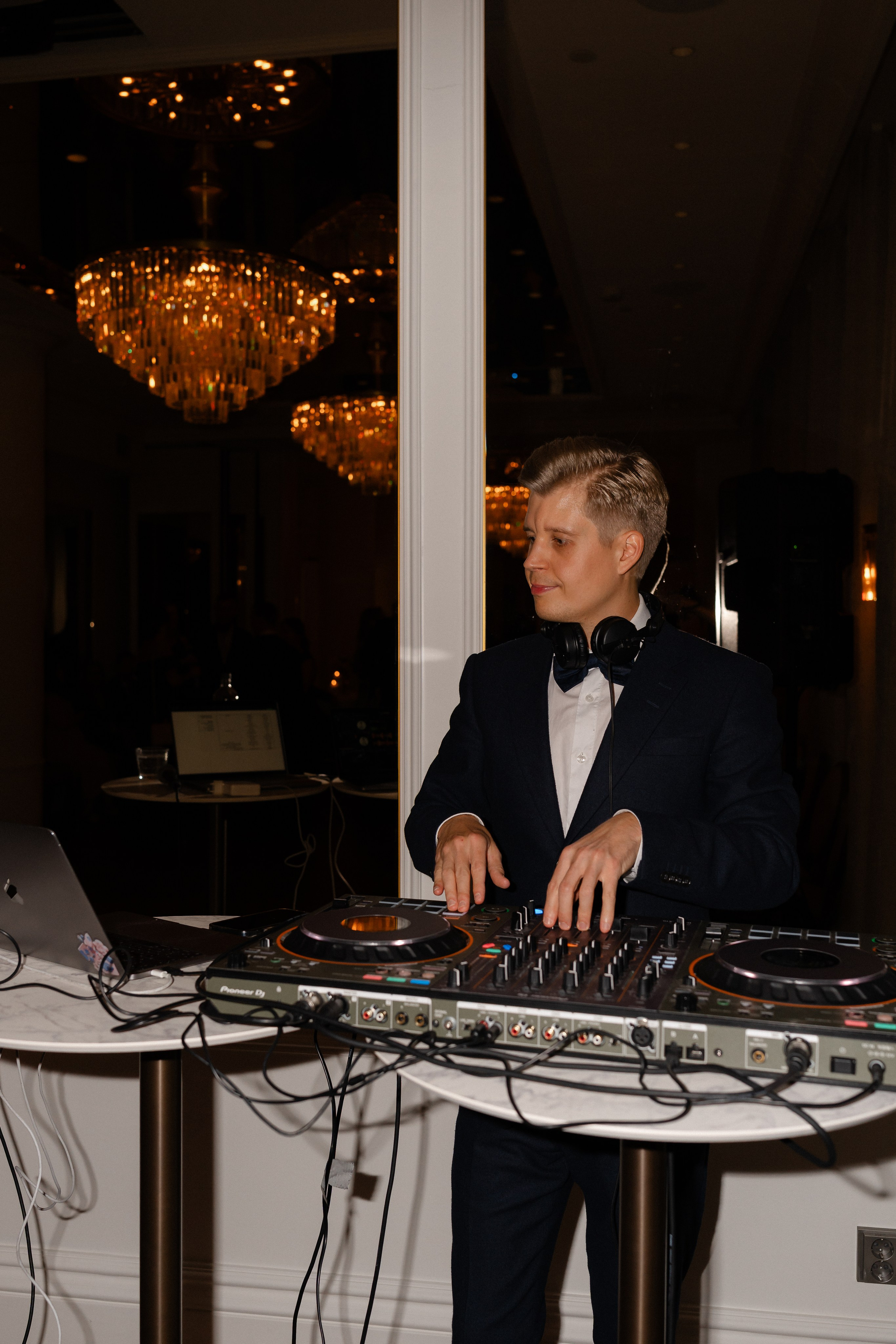 J&A. Victoria Olonen – Cinematic Portrait Artist | Helsinki & Europe